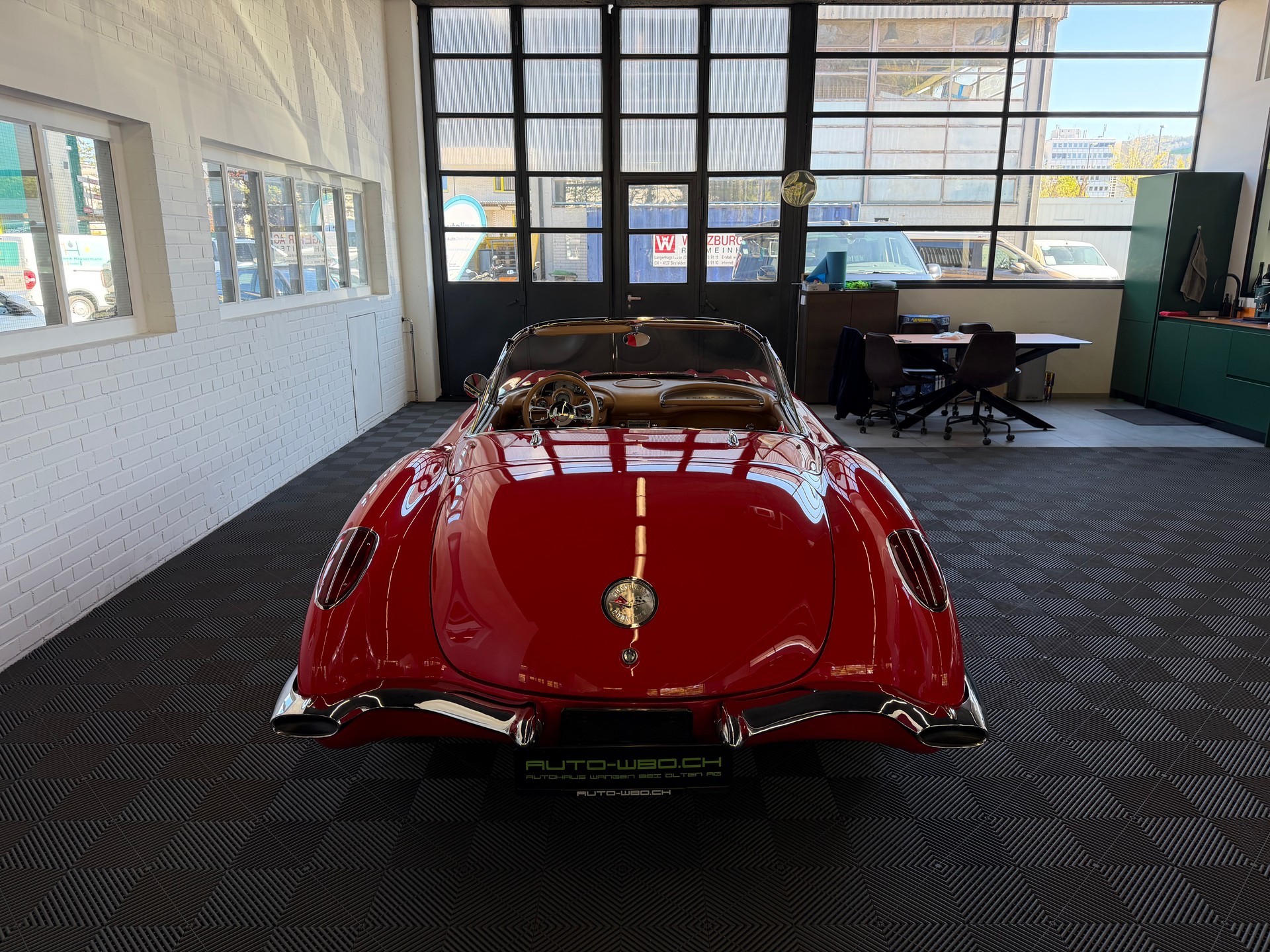 CHEVROLET CORVETTE-image-3