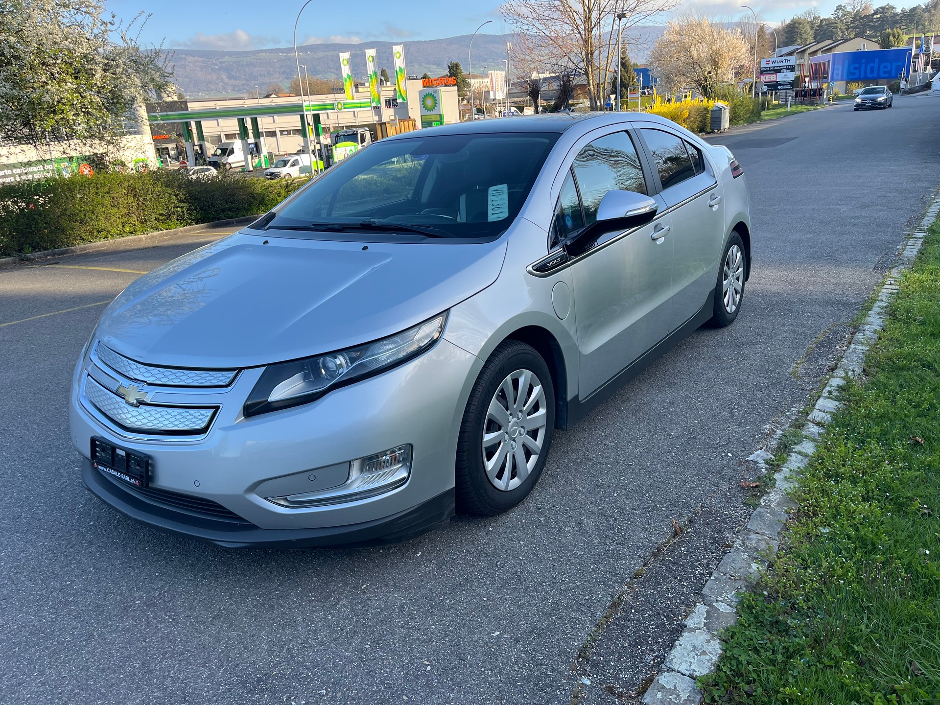 CHEVROLET Volt E-image-2