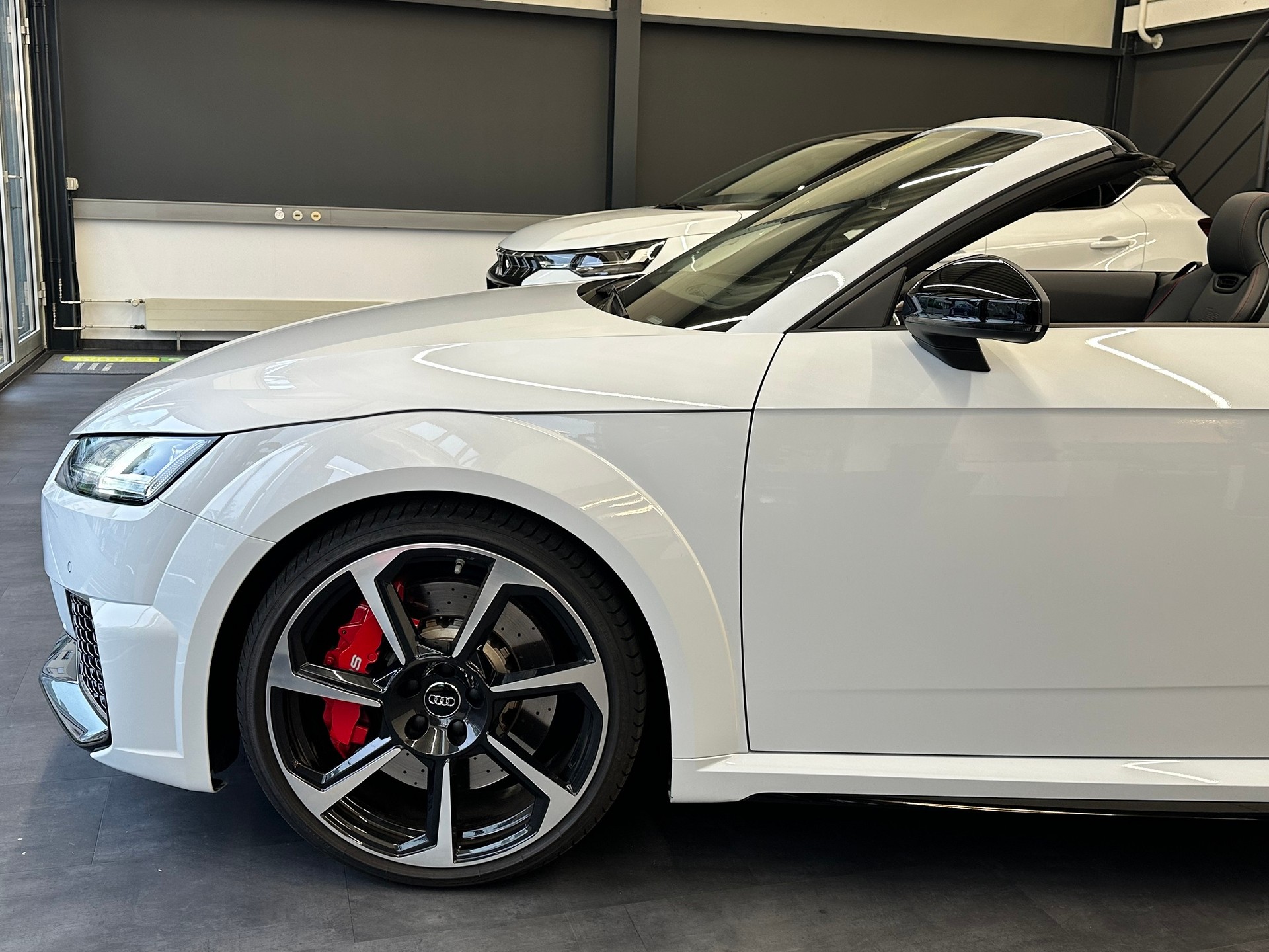 AUDI TT Roadster TTRS S-tronic-image-5