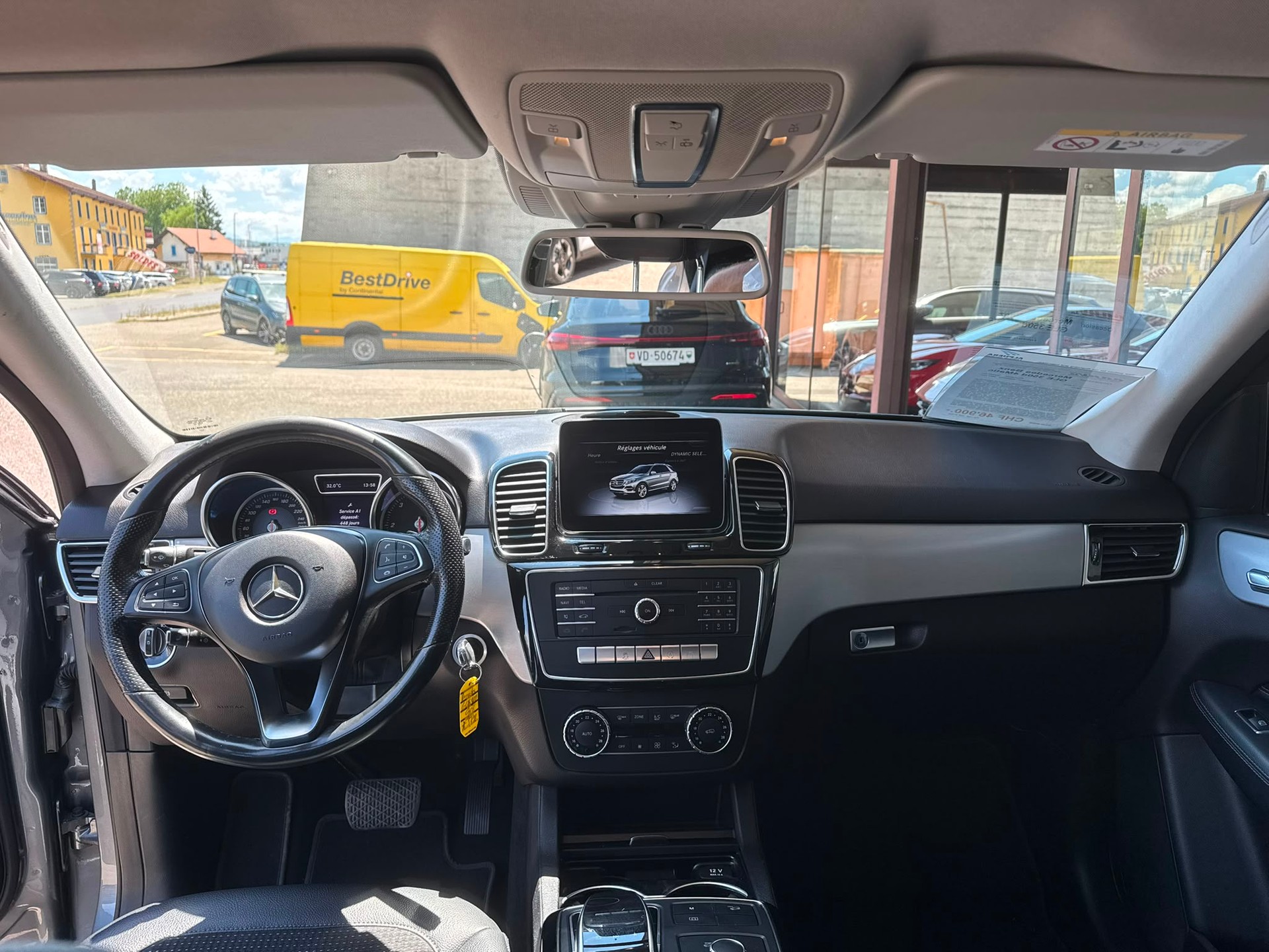 MERCEDES-BENZ GLE 350 d 4Matic 9G-Tronic-image-8