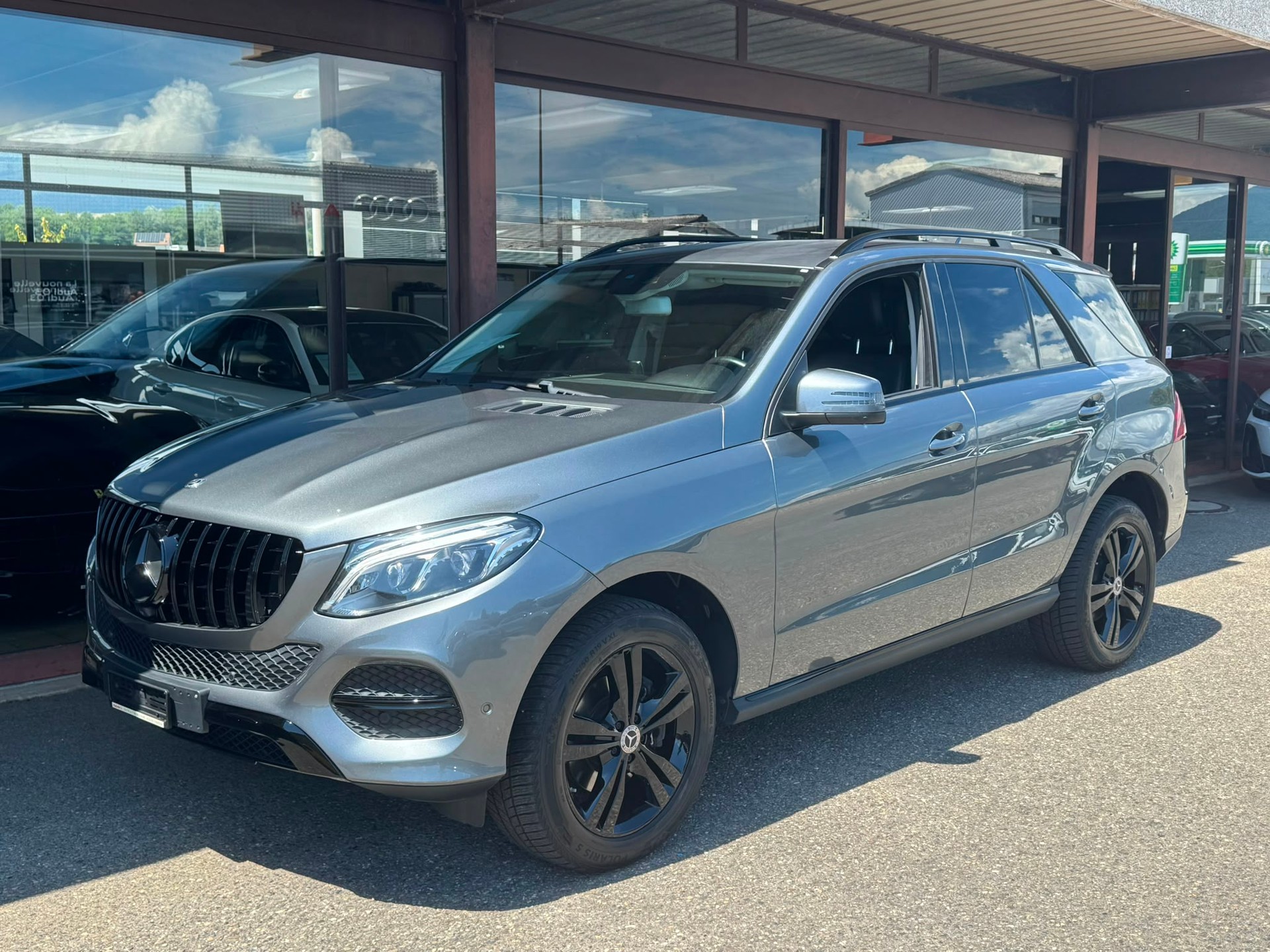 MERCEDES-BENZ GLE 350 d 4Matic 9G-Tronic-image-1