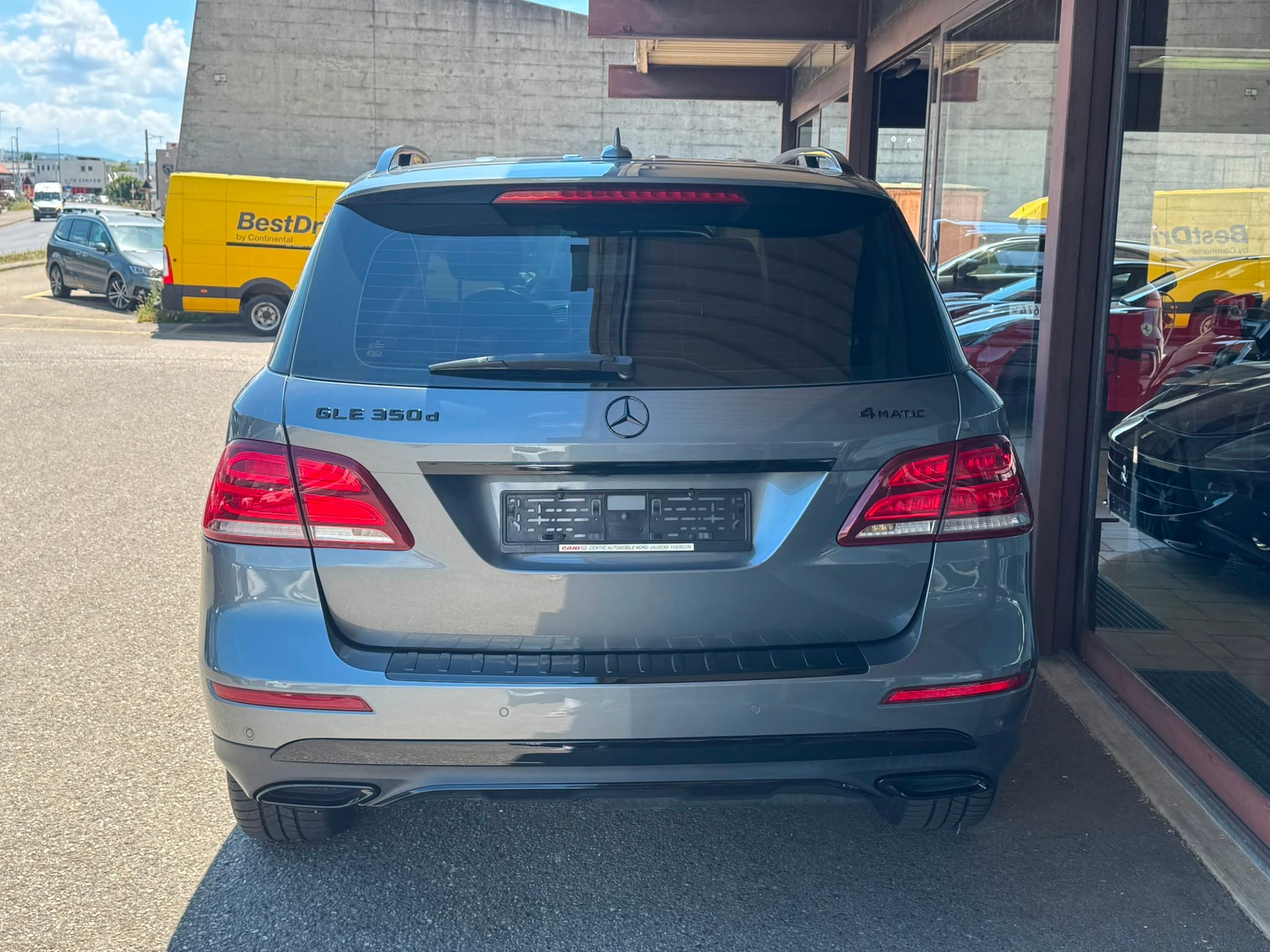 MERCEDES-BENZ GLE 350 d 4Matic 9G-Tronic-image-4