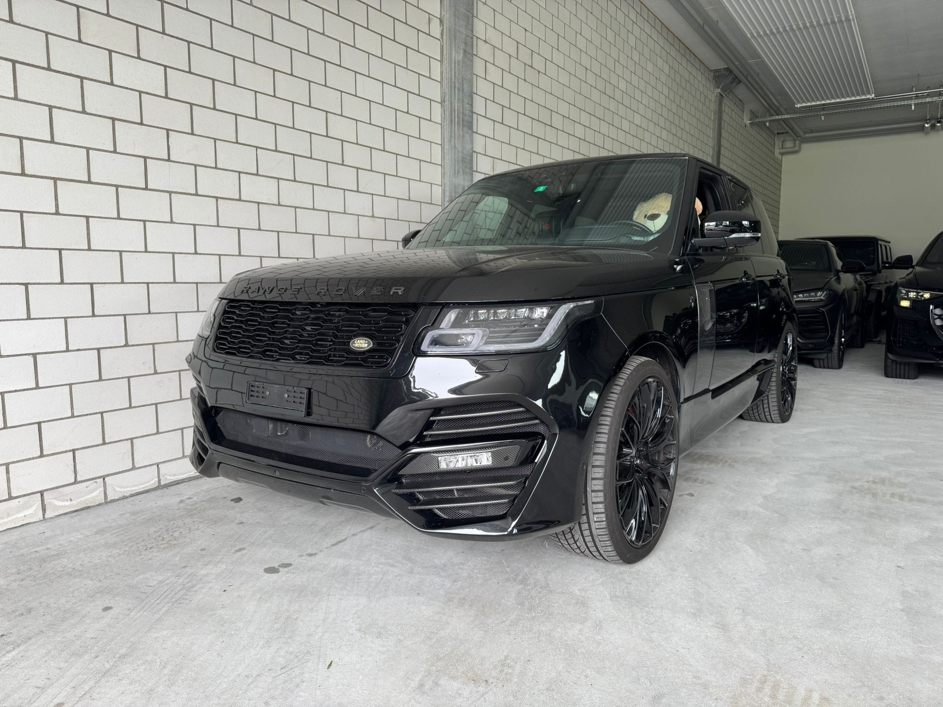 LAND ROVER Range Rover LWB (Langversion) 5.0 V8 S/C SV AB Automatic "ARES Design Edition - 1 of 120"-image-1