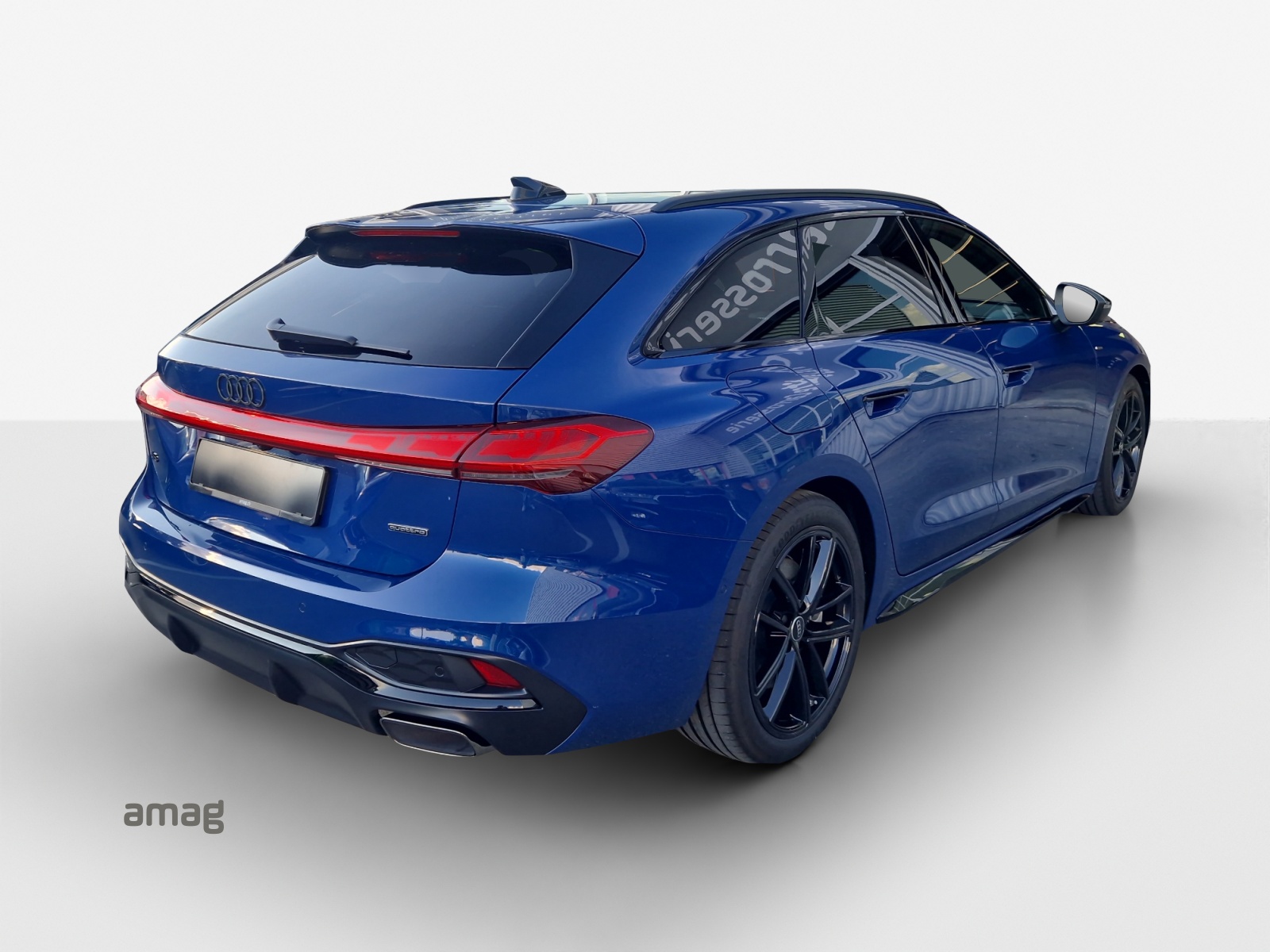 AUDI A5 Avant e-hybrid quattro Attraction 220 kW S tronic-image-5