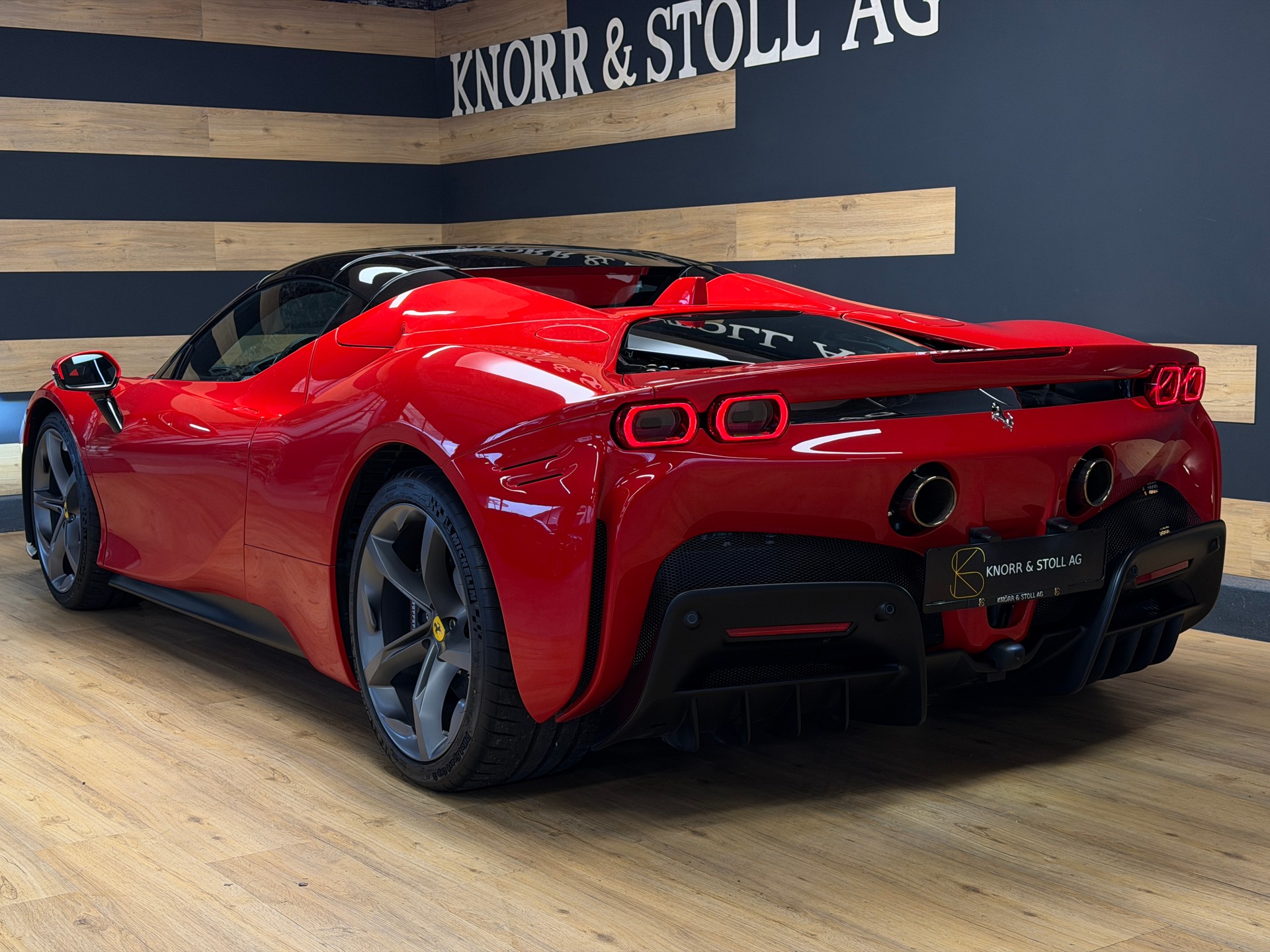 FERRARI SF90 Spider-image-14