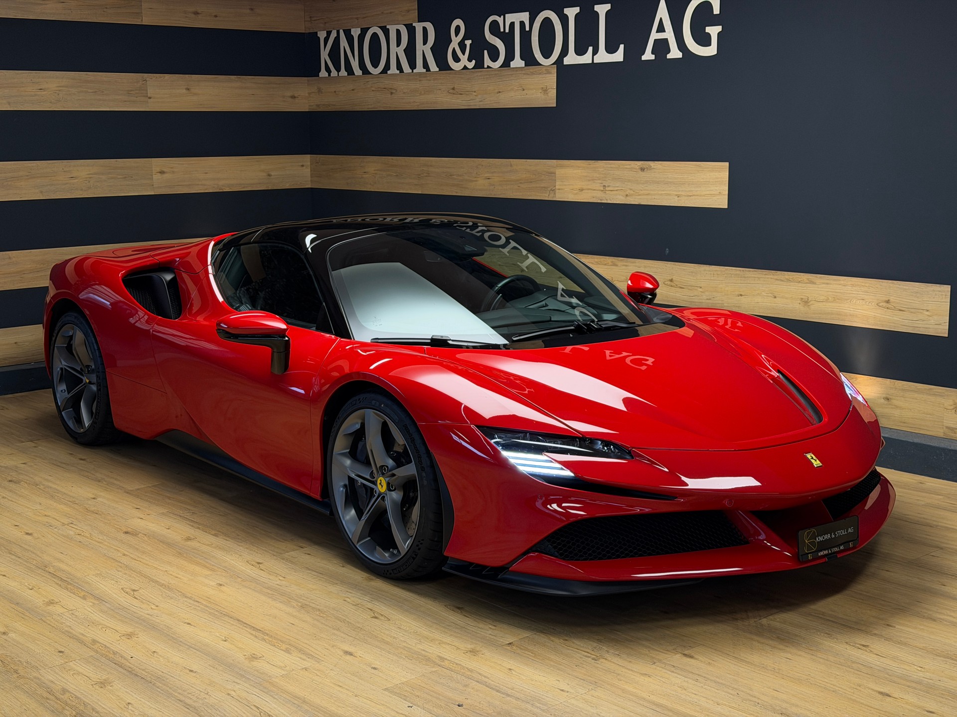 FERRARI SF90 Spider-image-2
