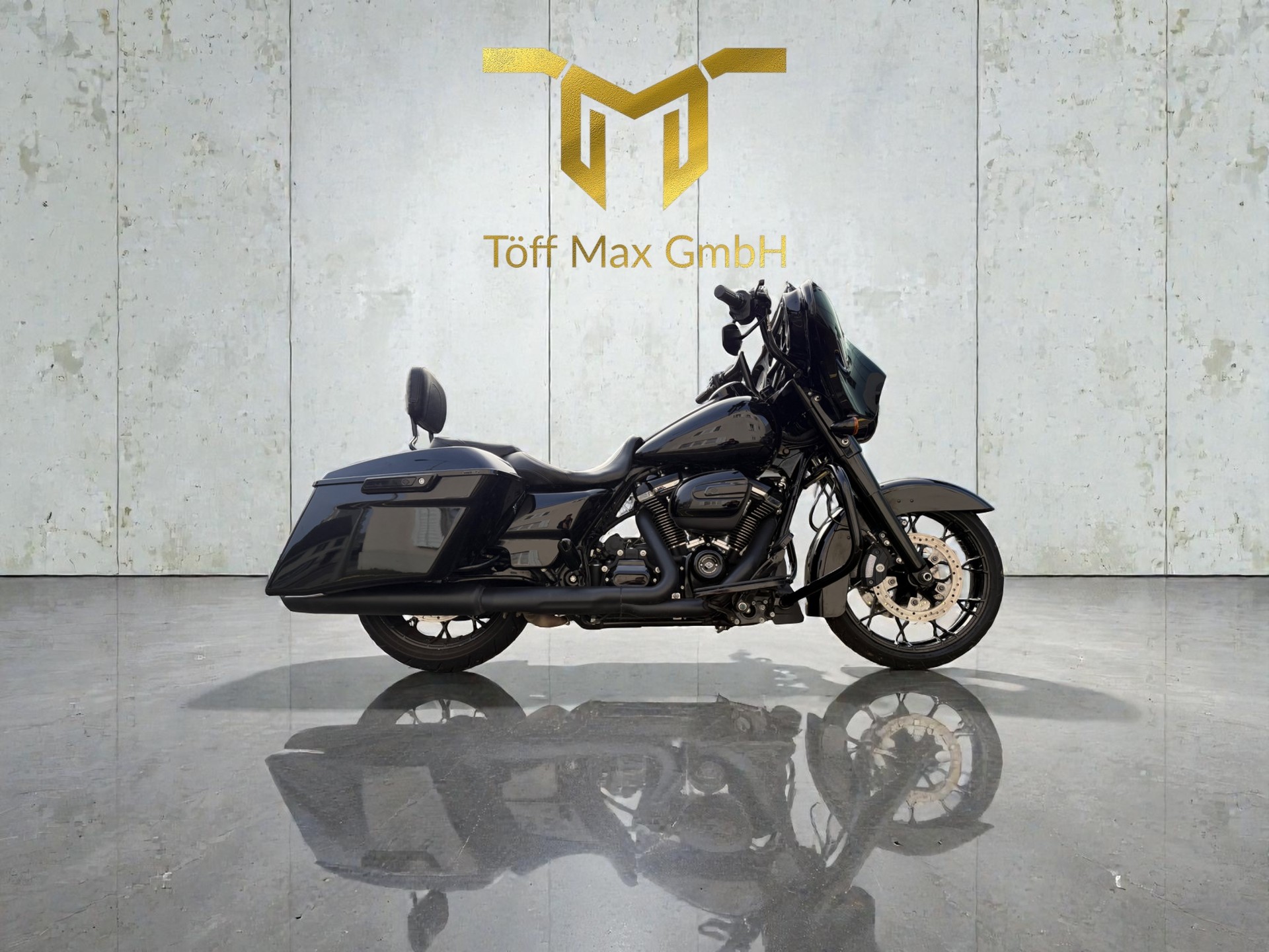 HARLEY-DAVIDSON FLHXS Street Glide Special 114