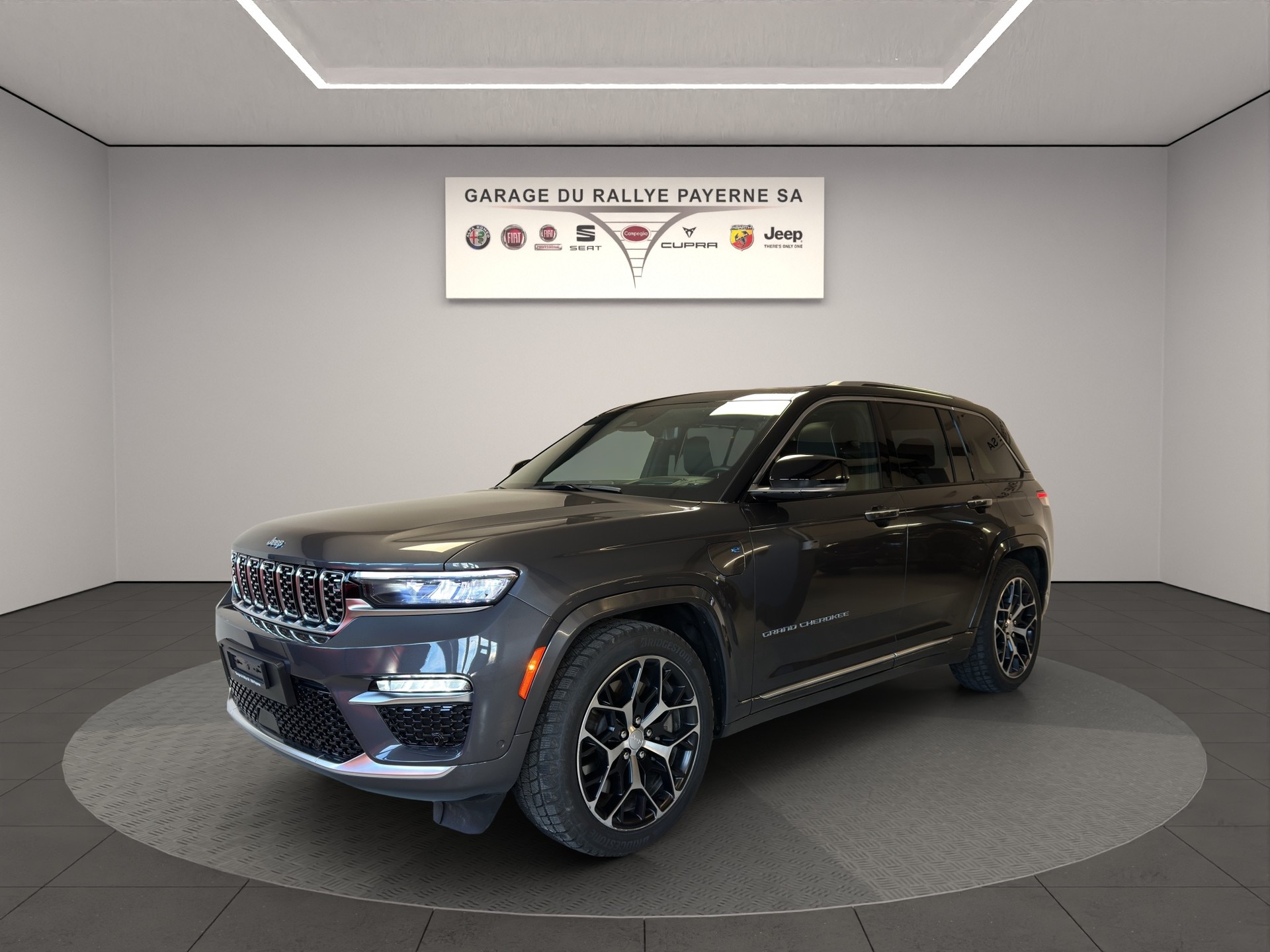 JEEP Grand Cherokee 2.0 Plug-in-Hybrid Summit Reserve 4xe-image-1