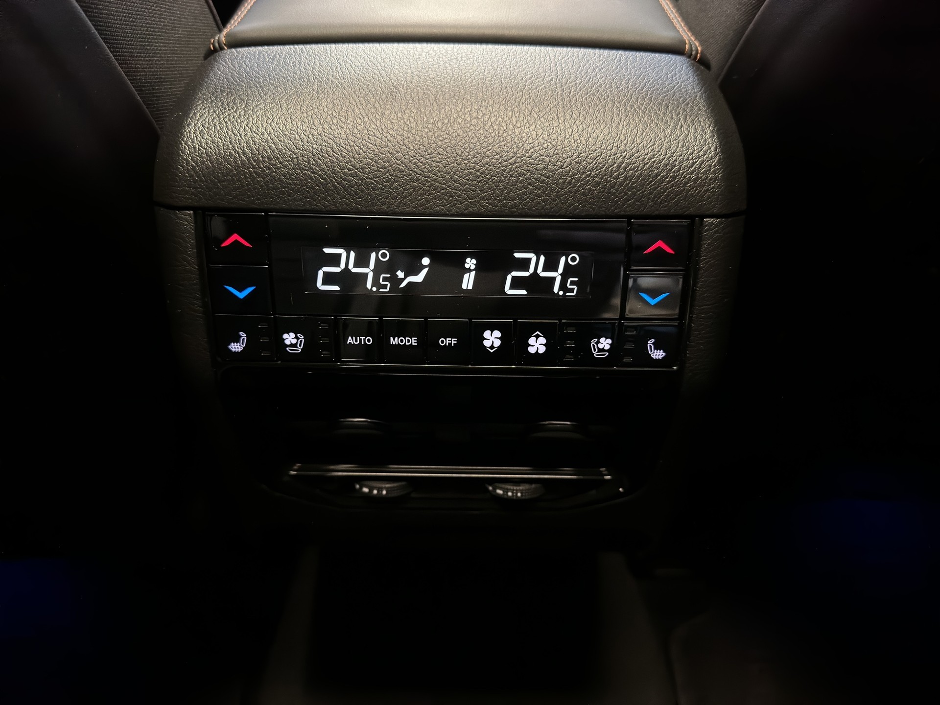 JEEP Grand Cherokee 2.0 Plug-in-Hybrid Summit Reserve 4xe-image-11