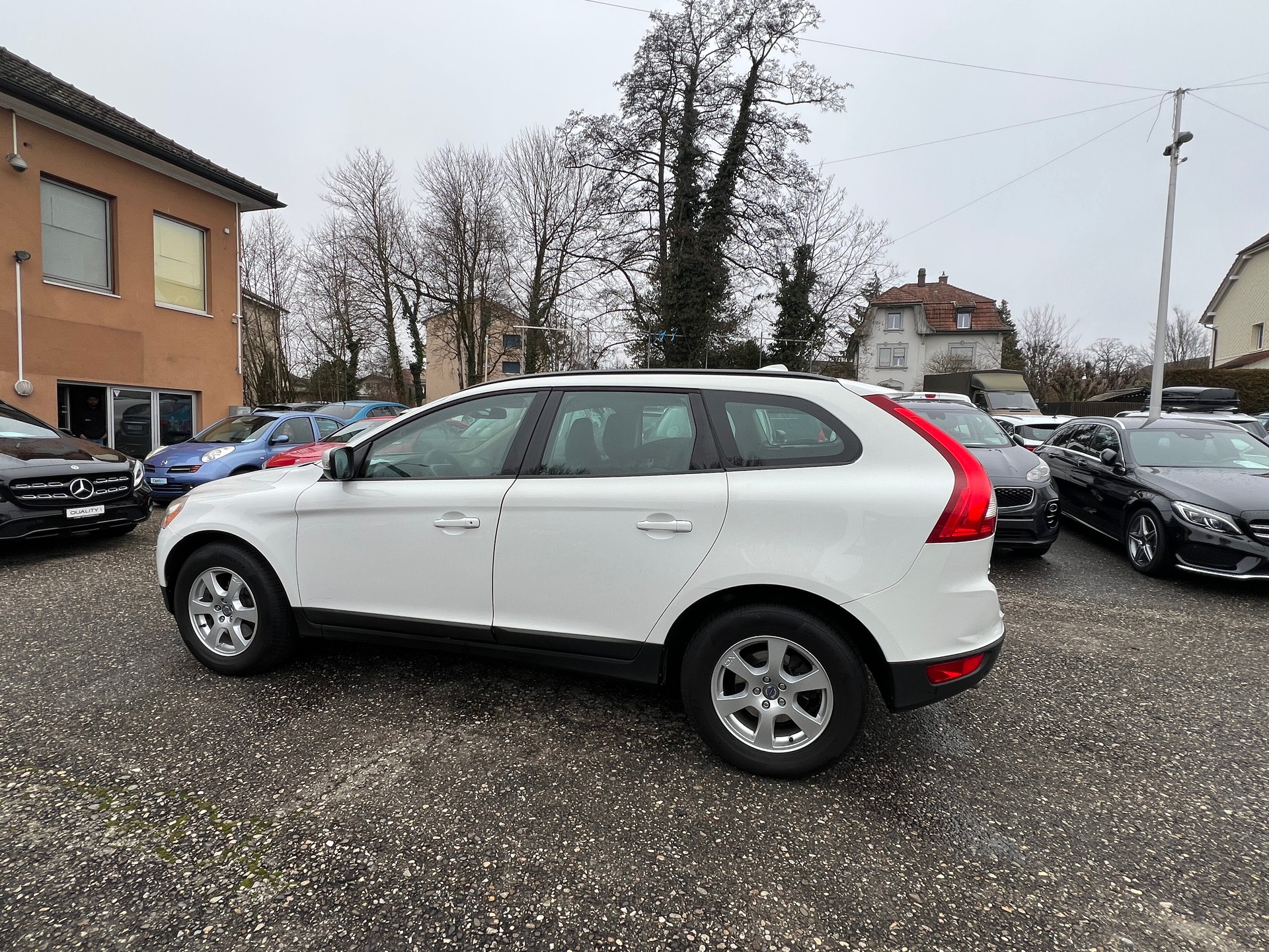 VOLVO XC60 2.4D AWD Geartronic-image-7