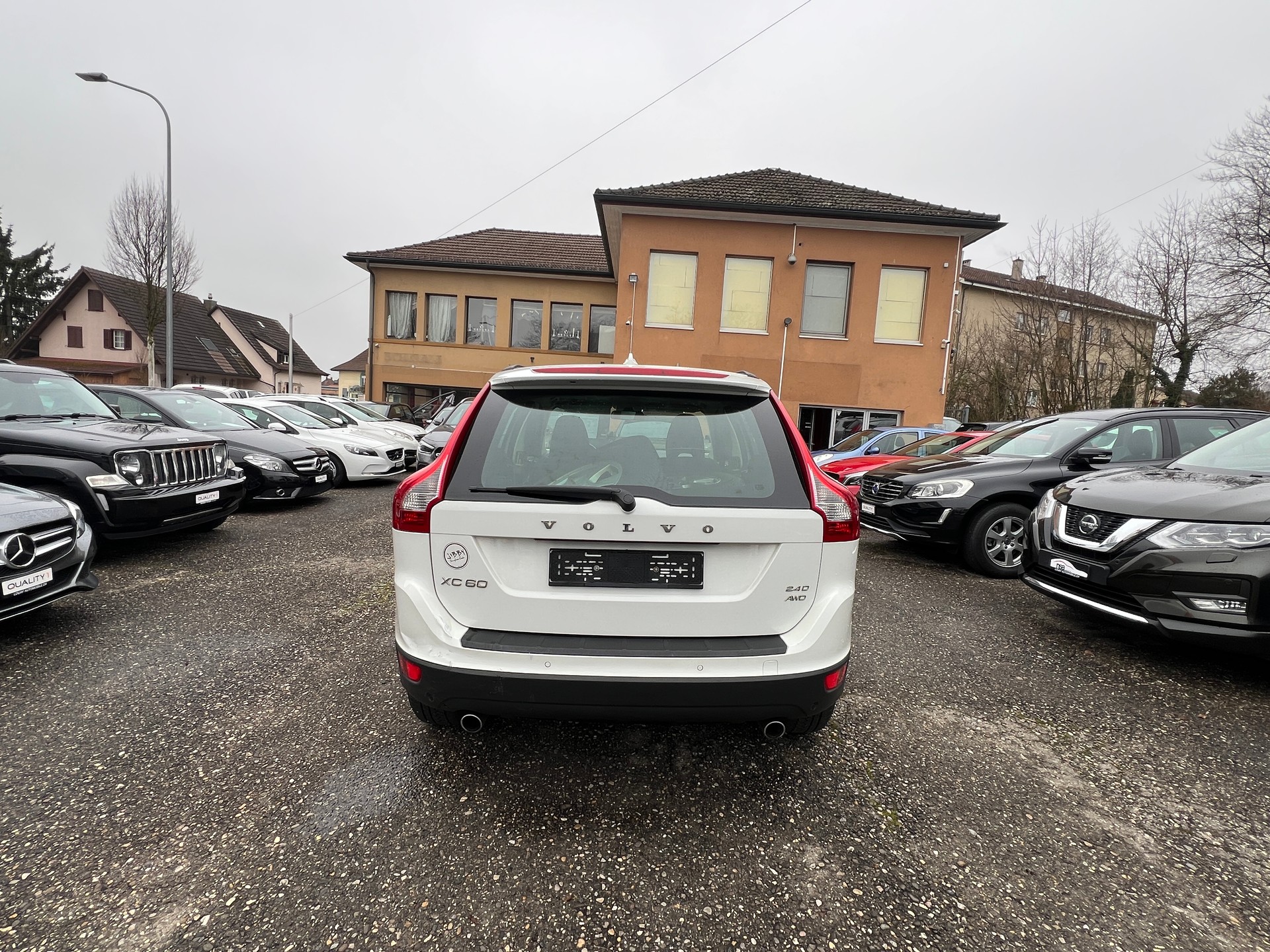 VOLVO XC60 2.4D AWD Geartronic-image-11