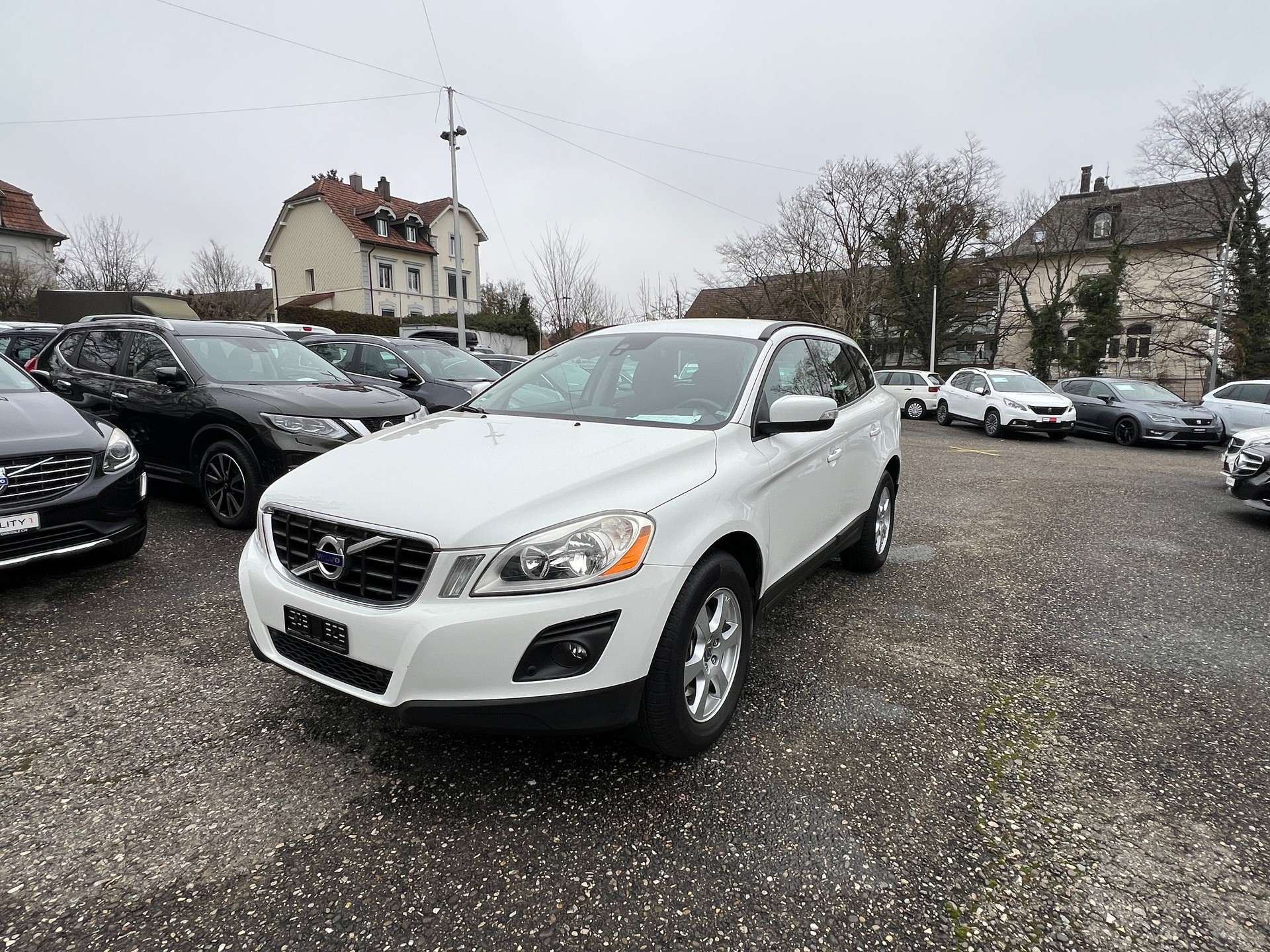 VOLVO XC60 2.4D AWD Geartronic-image-10