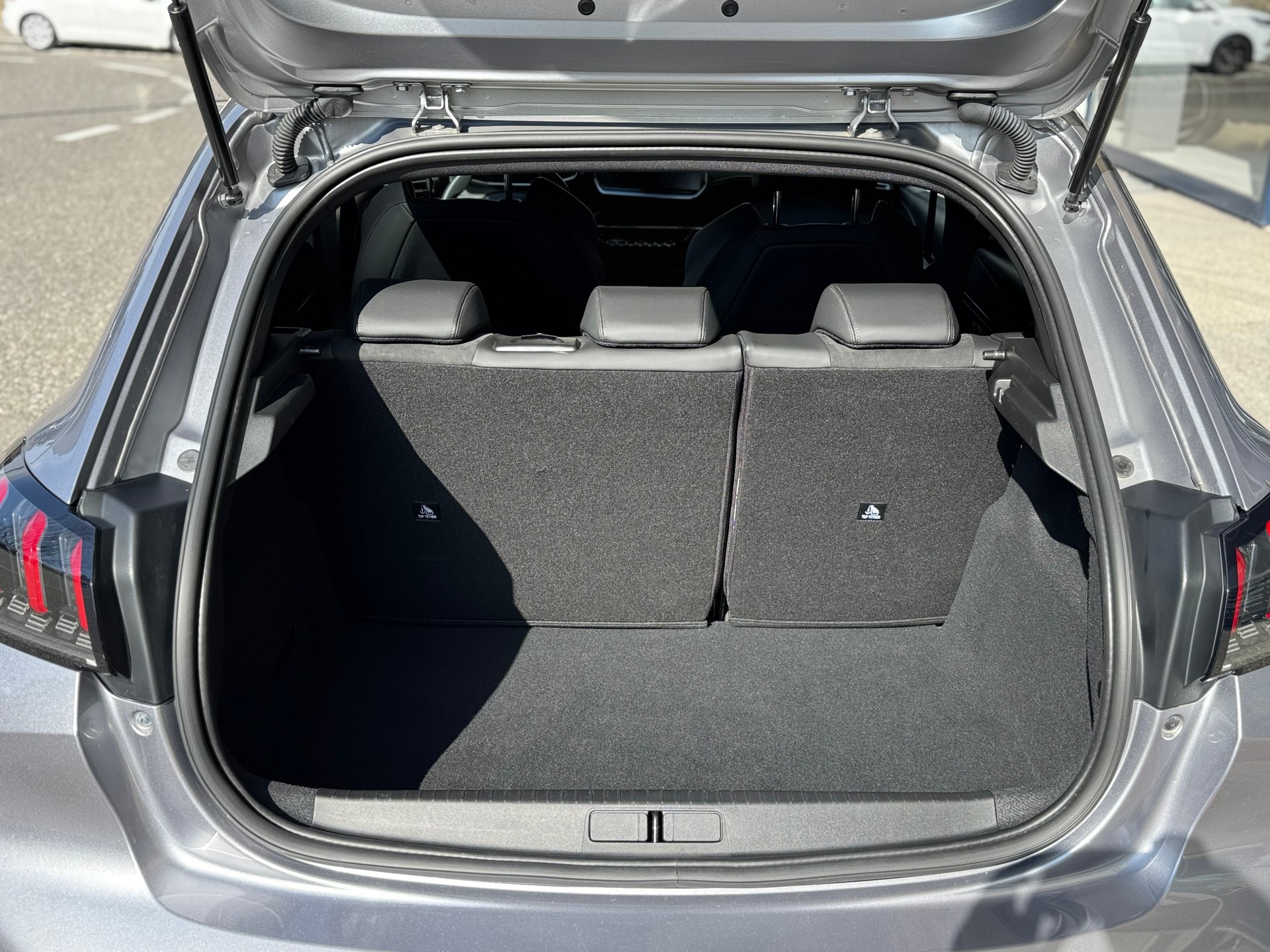 PEUGEOT 208 e-GT Pack BVA-image-5
