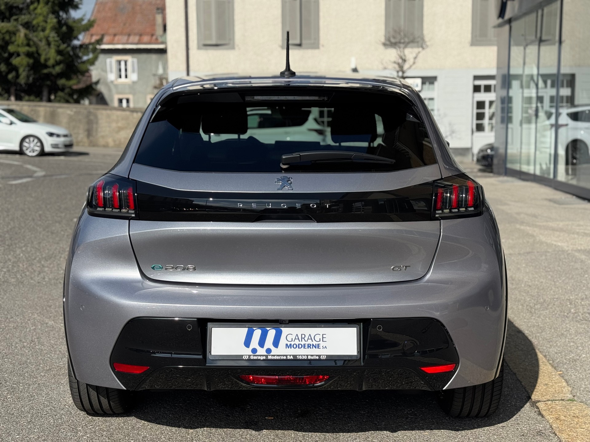 PEUGEOT 208 e-GT Pack BVA-image-4