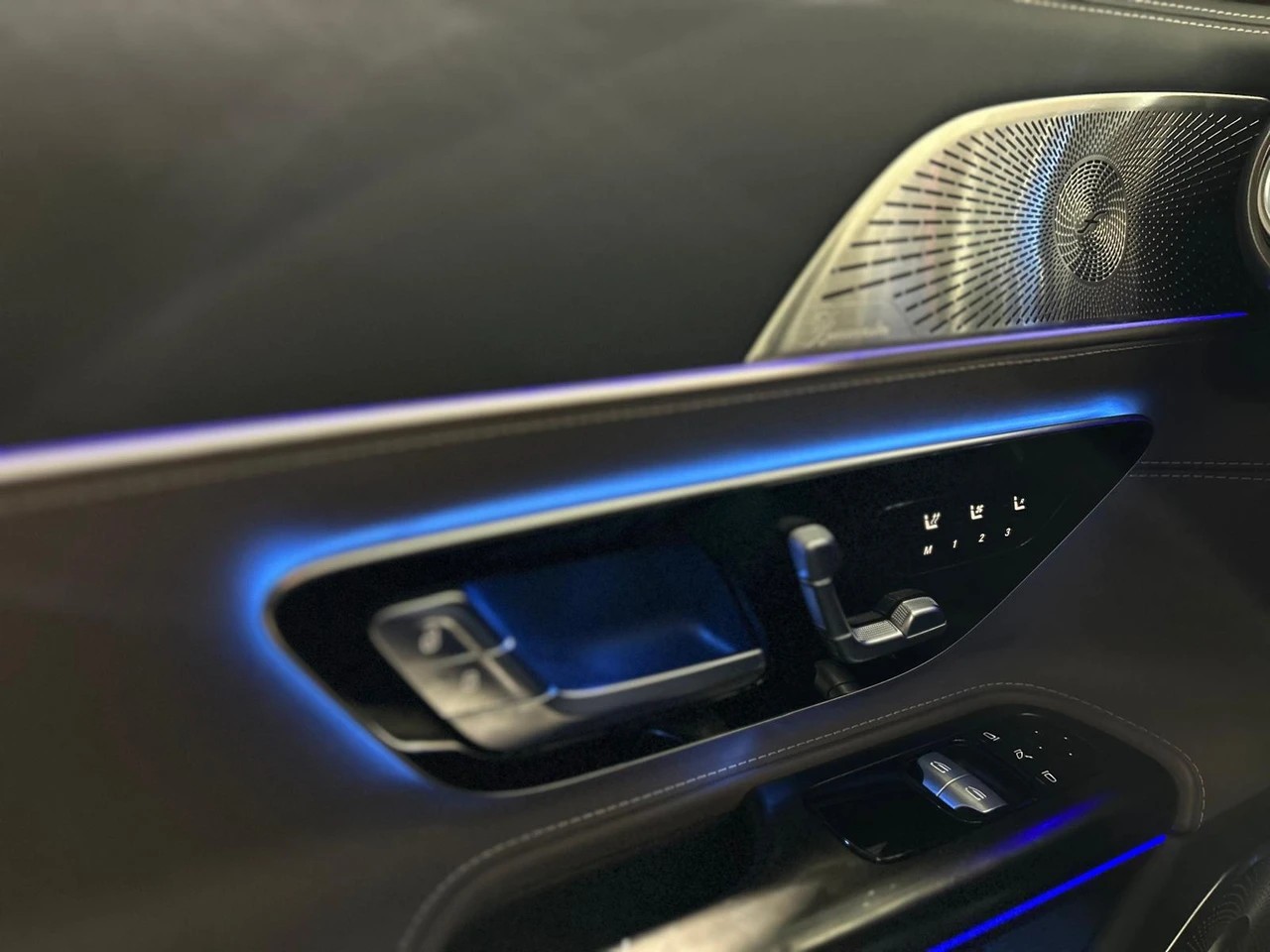 MERCEDES-BENZ AMG GT 63 Executive Edition 4matic+-image-22