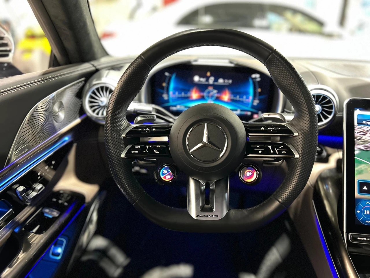 MERCEDES-BENZ AMG GT 63 Executive Edition 4matic+-image-14