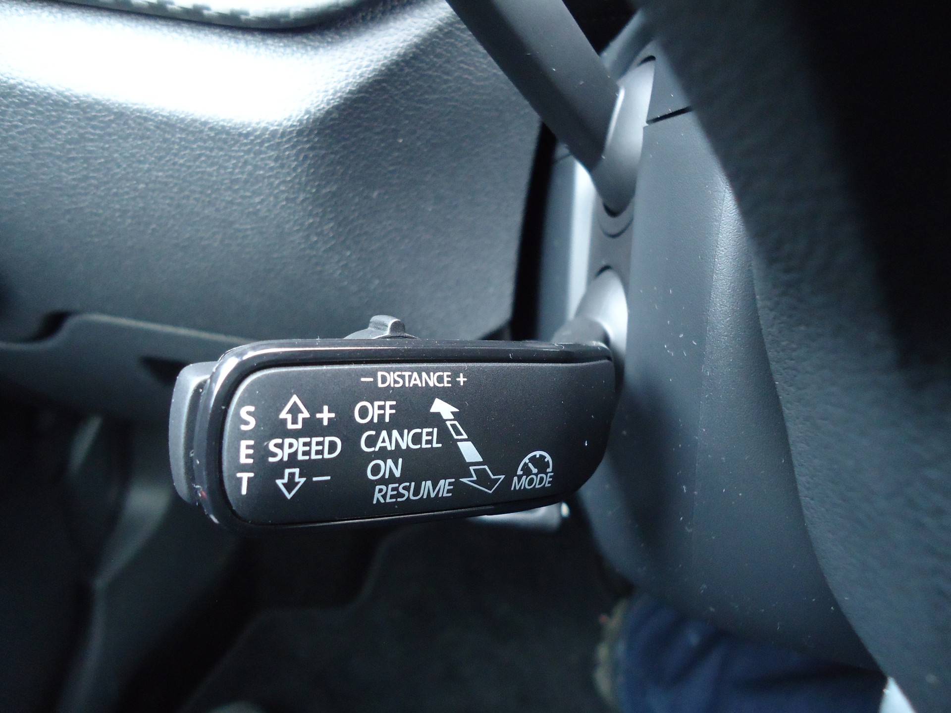 SKODA Fabia 1.0 TSI Monte Carlo DSG-image-9