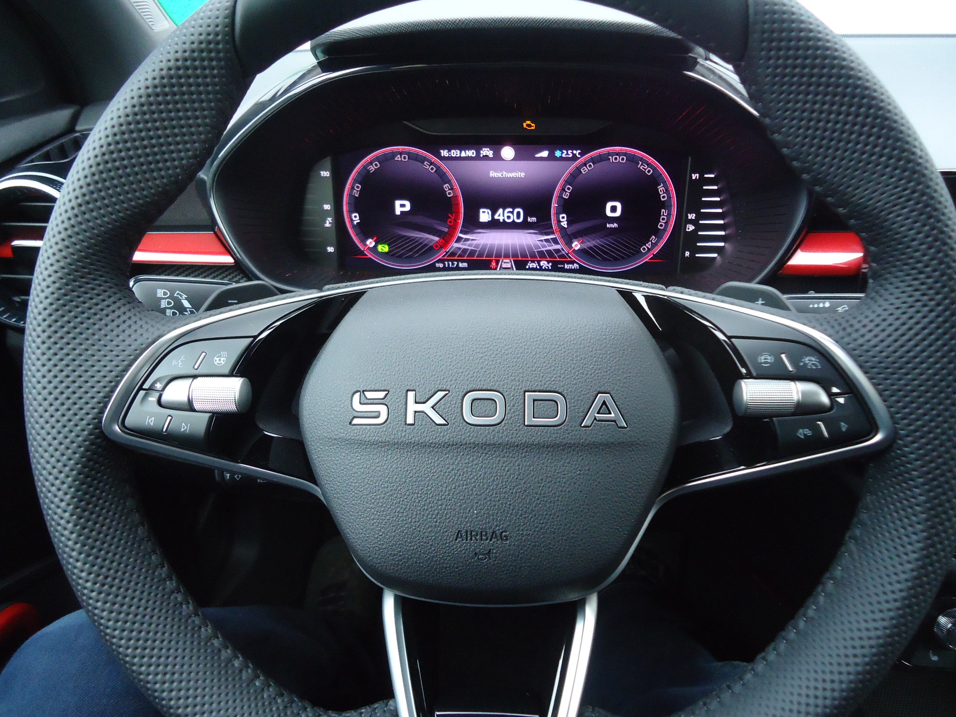 SKODA Fabia 1.0 TSI Monte Carlo DSG-image-13