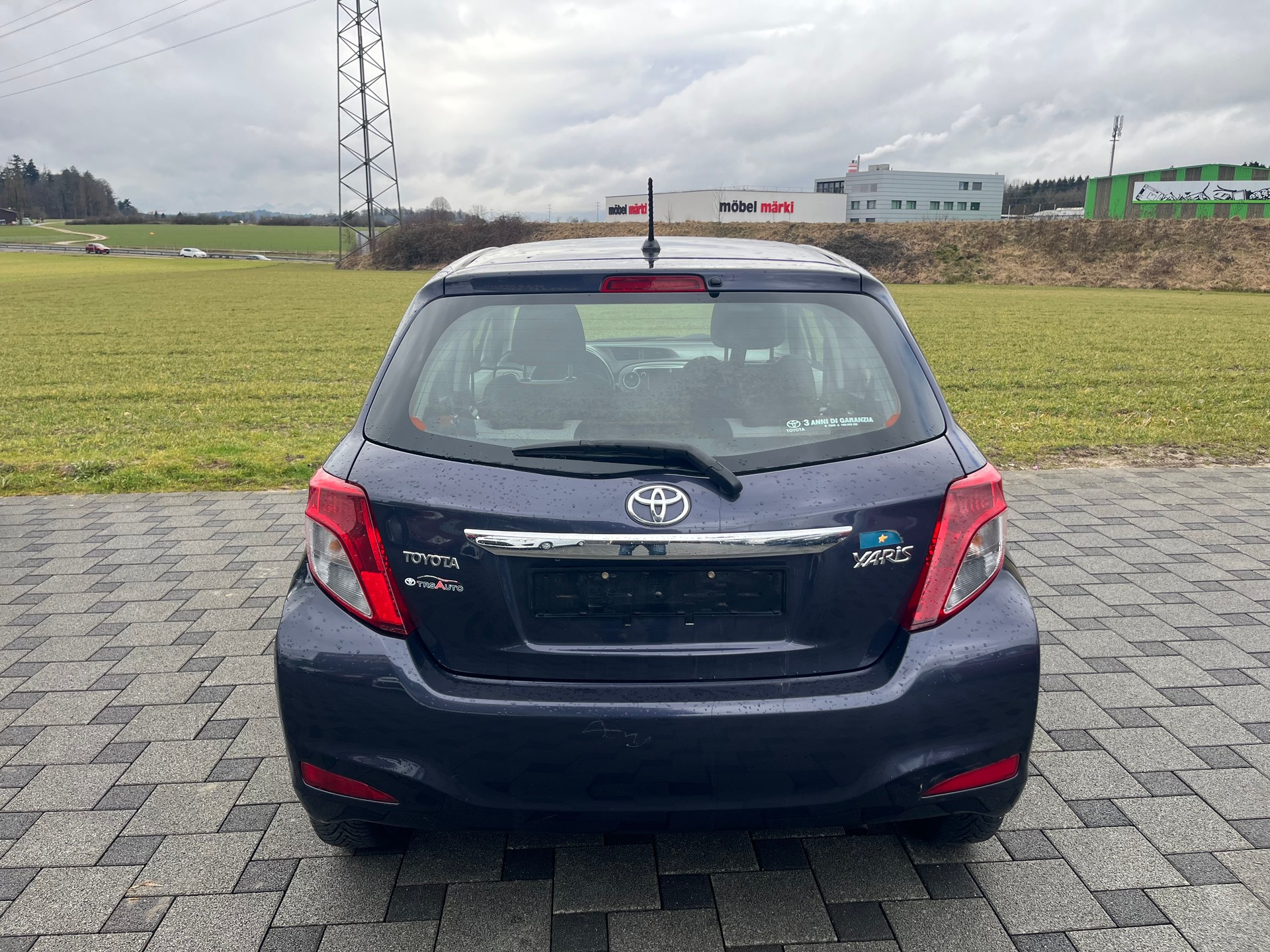TOYOTA Yaris 1.33 Luna-image-7