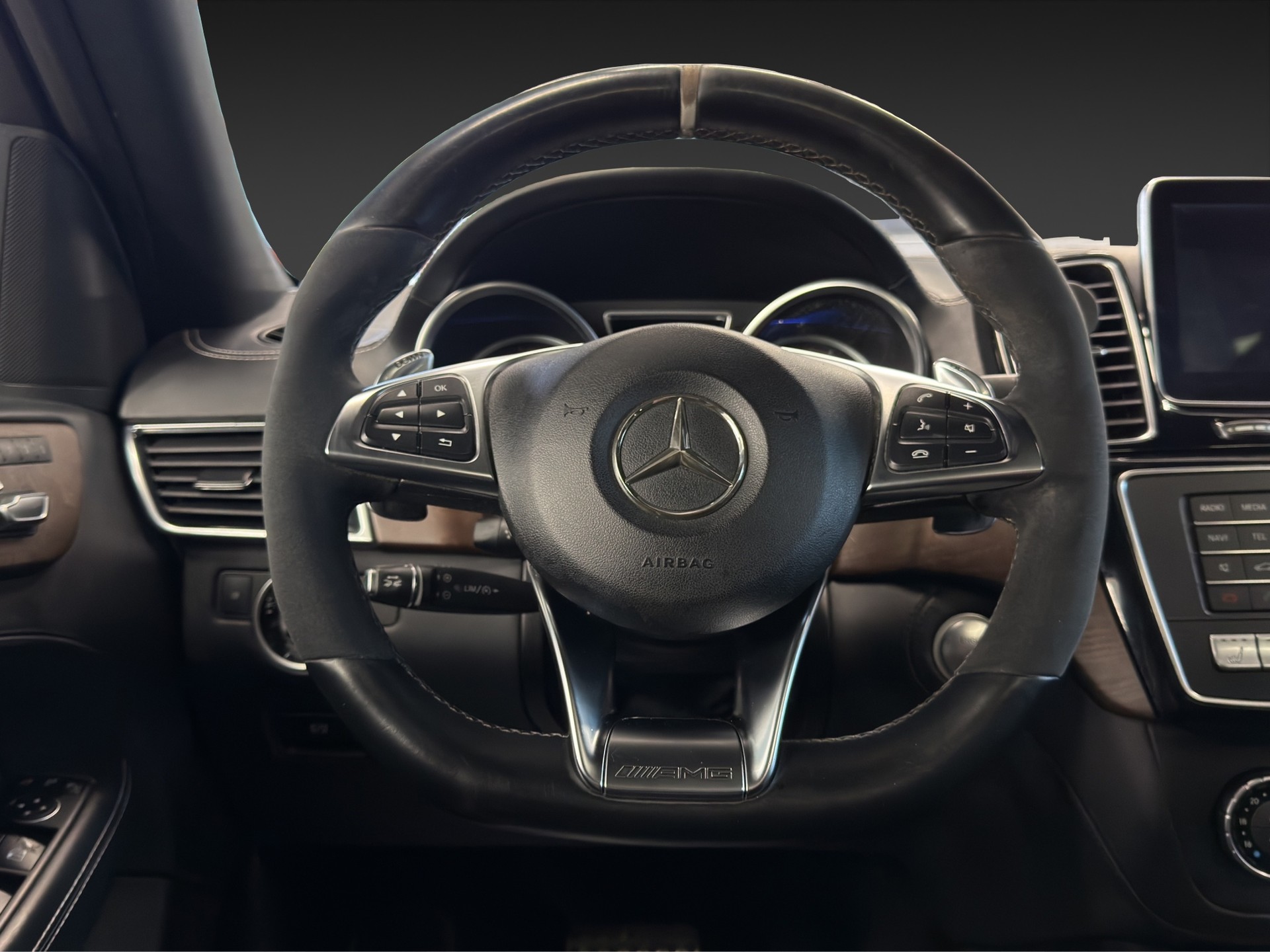 MERCEDES-BENZ GLE Coupé 63 S AMG 4Matic Speedshift-image-13