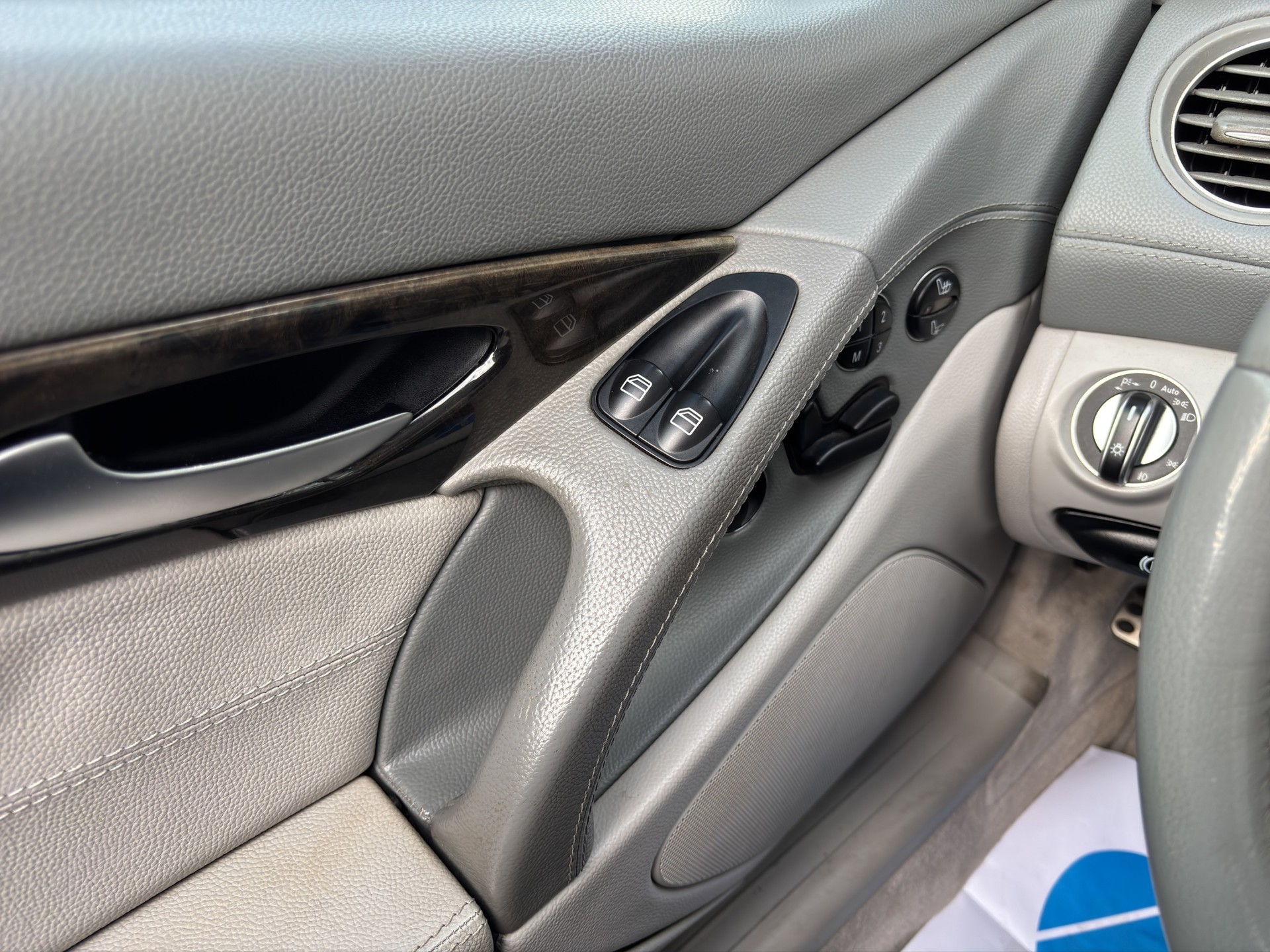 MERCEDES-BENZ SL 500 Automatic-image-9