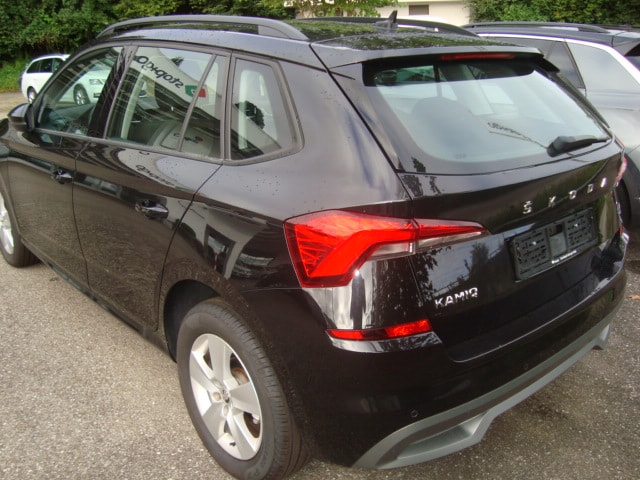 SKODA Kamiq 1.0 TSI Ambition-image-2
