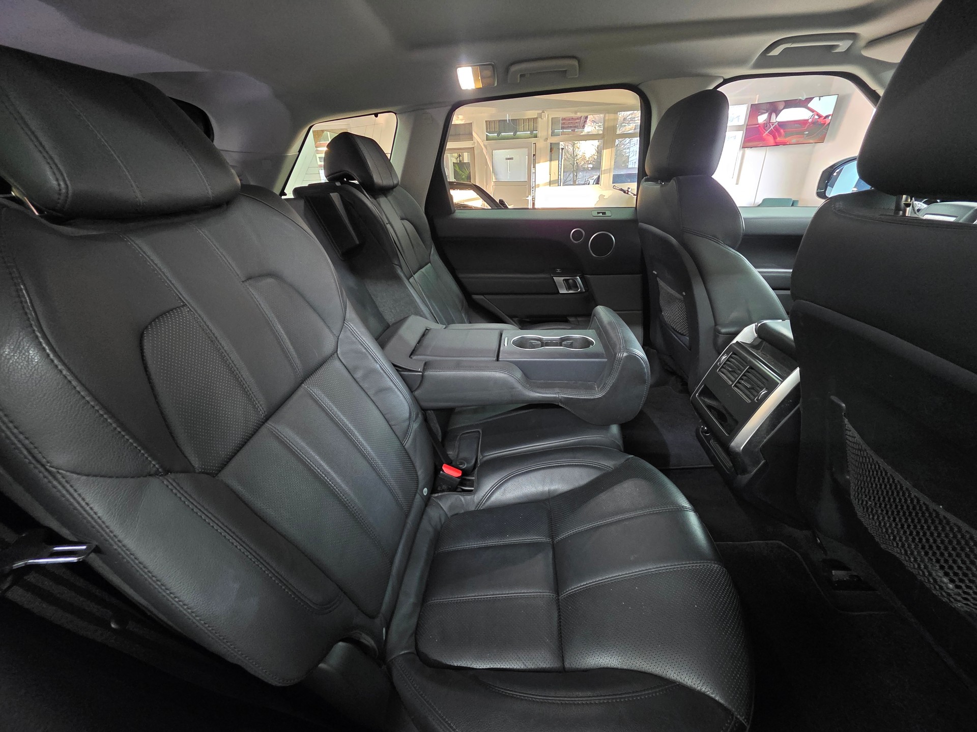 LAND ROVER Range Rover Sport 3.0 SDV6 SE Automatic 7-Plätze-image-17
