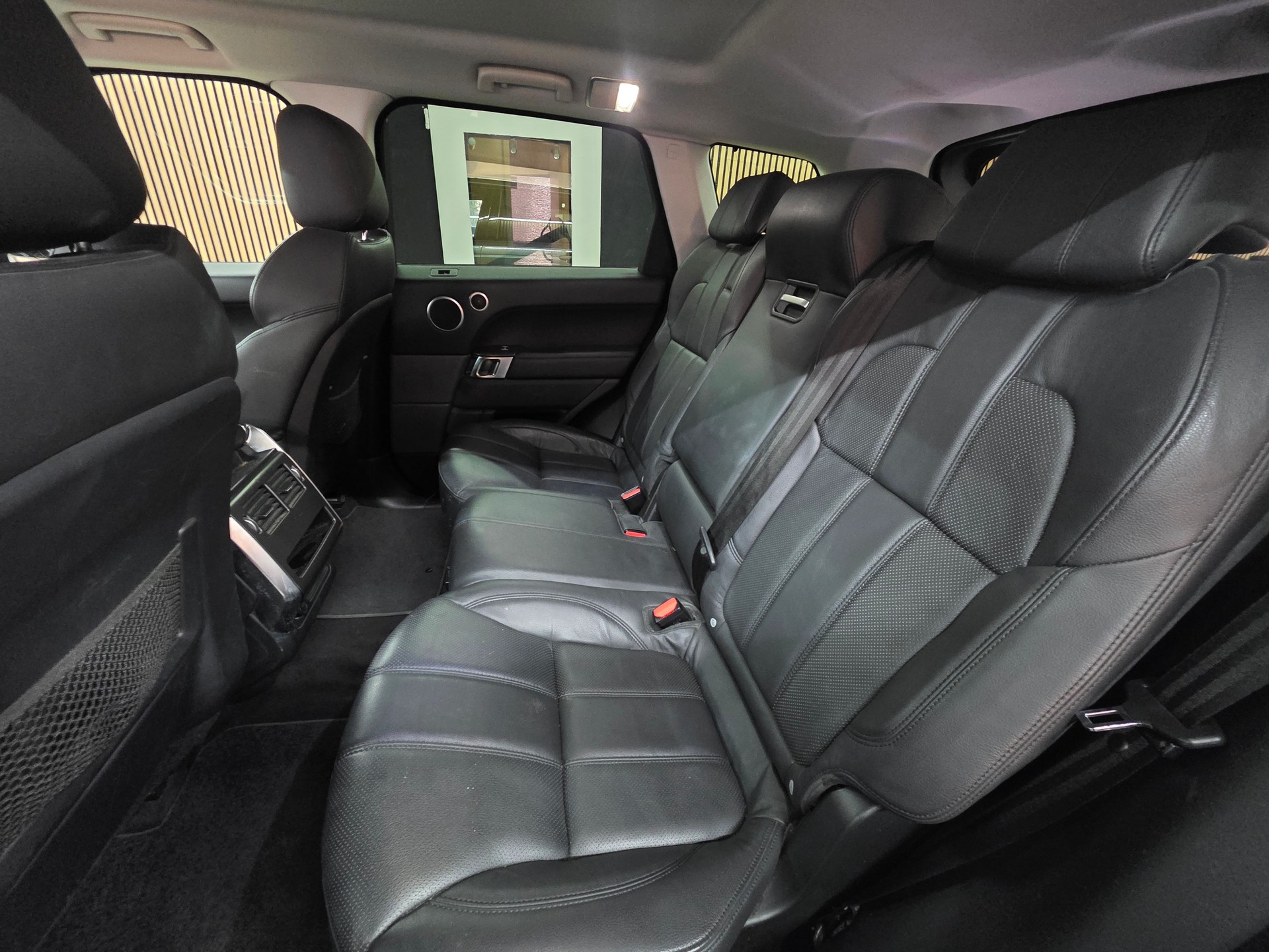 LAND ROVER Range Rover Sport 3.0 SDV6 SE Automatic 7-Plätze-image-14