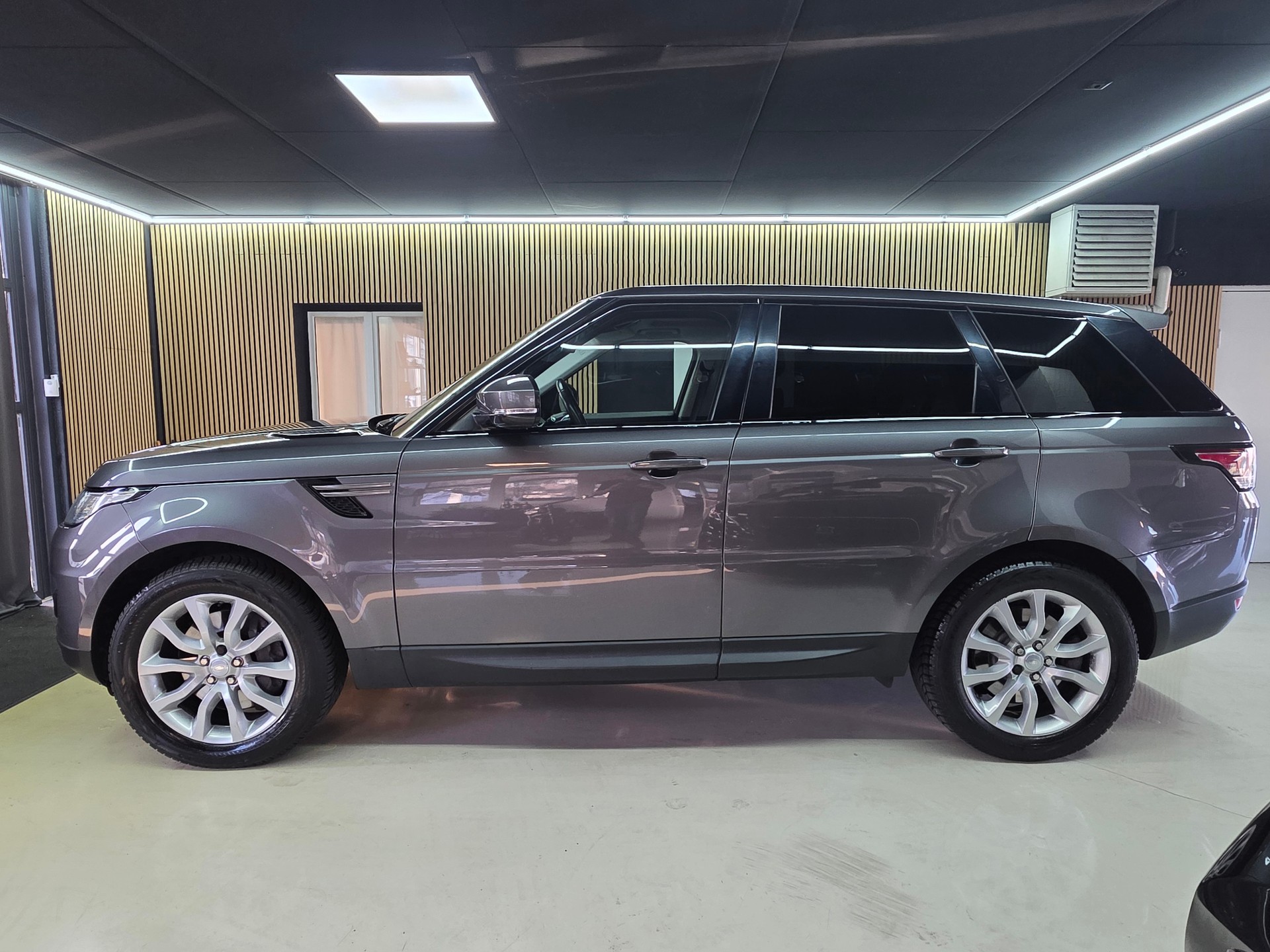 LAND ROVER Range Rover Sport 3.0 SDV6 SE Automatic 7-Plätze-image-3