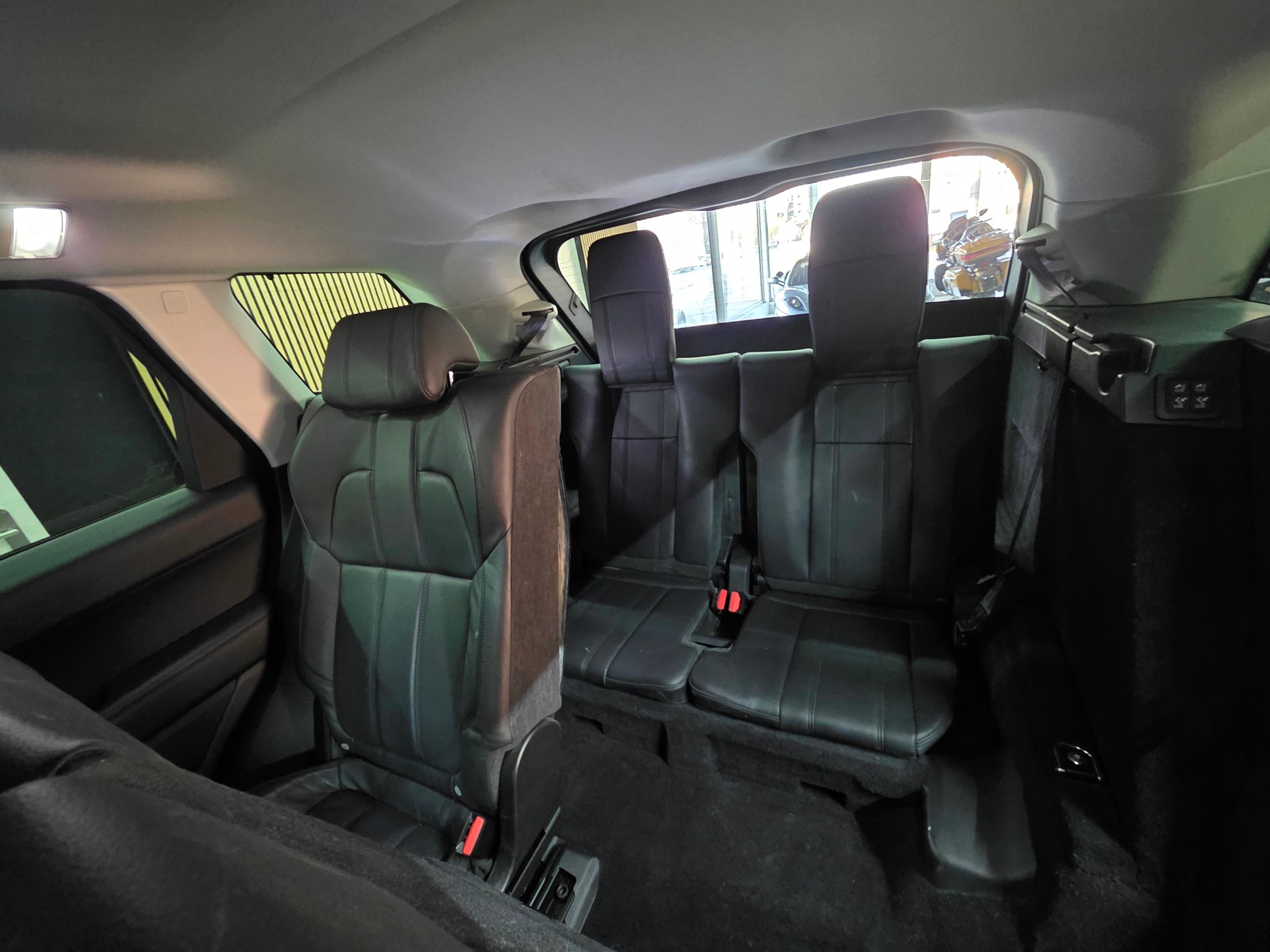 LAND ROVER Range Rover Sport 3.0 SDV6 SE Automatic 7-Plätze-image-15