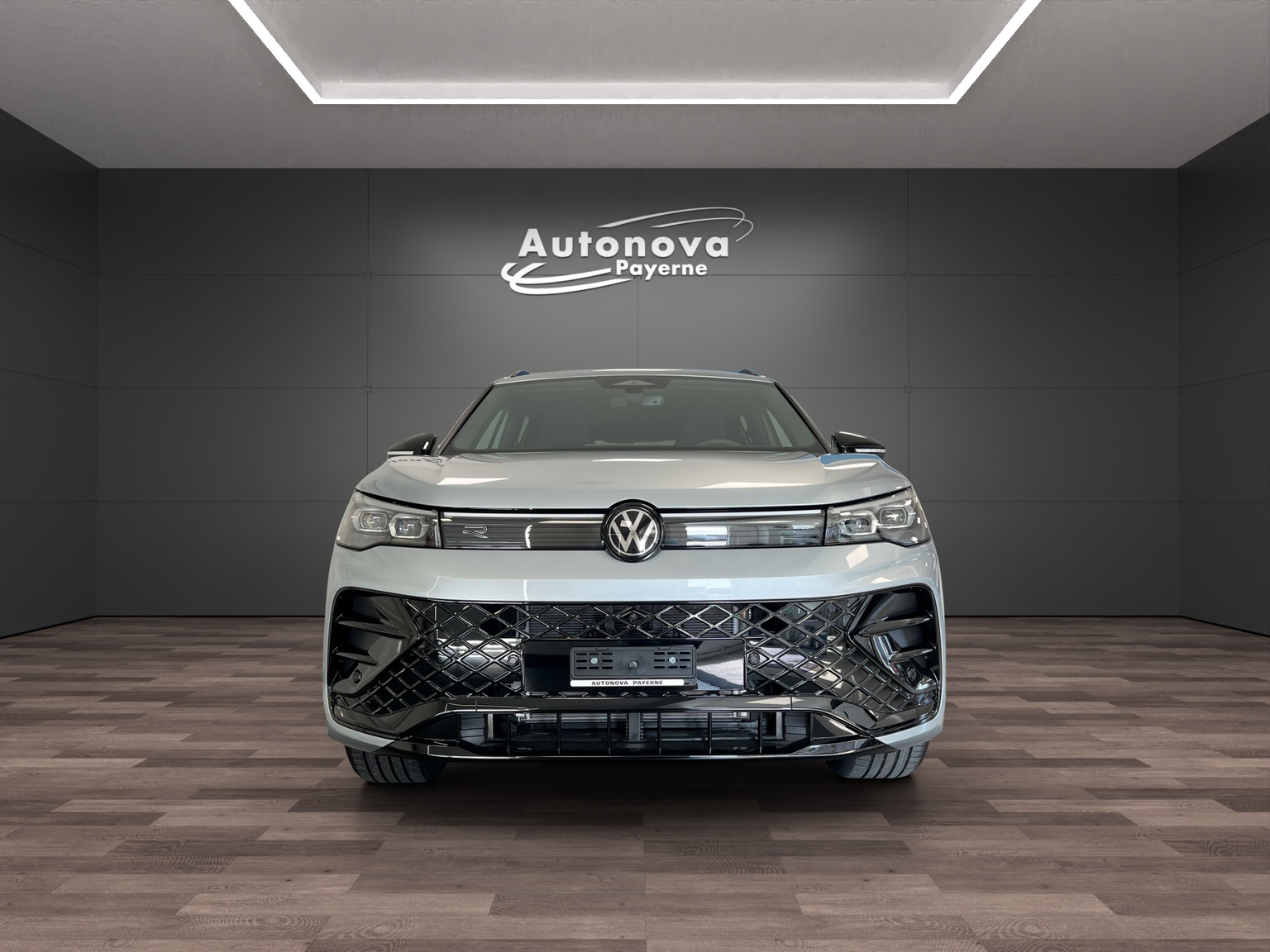 VW Tiguan 1.5 TSI evo2 eHybrid R-Line DSG-image-1