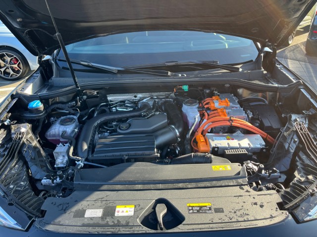 AUDI Q3 Sportback e-hybrid 200 kW S tronig-image-19