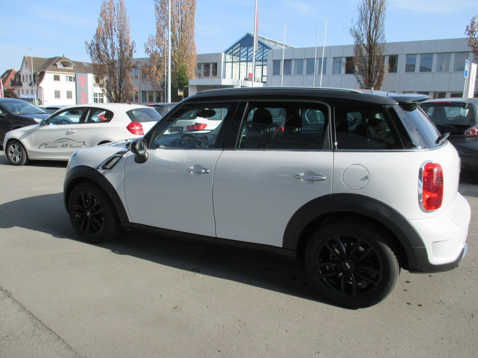 MINI Countryman Cooper S FWD-image-6