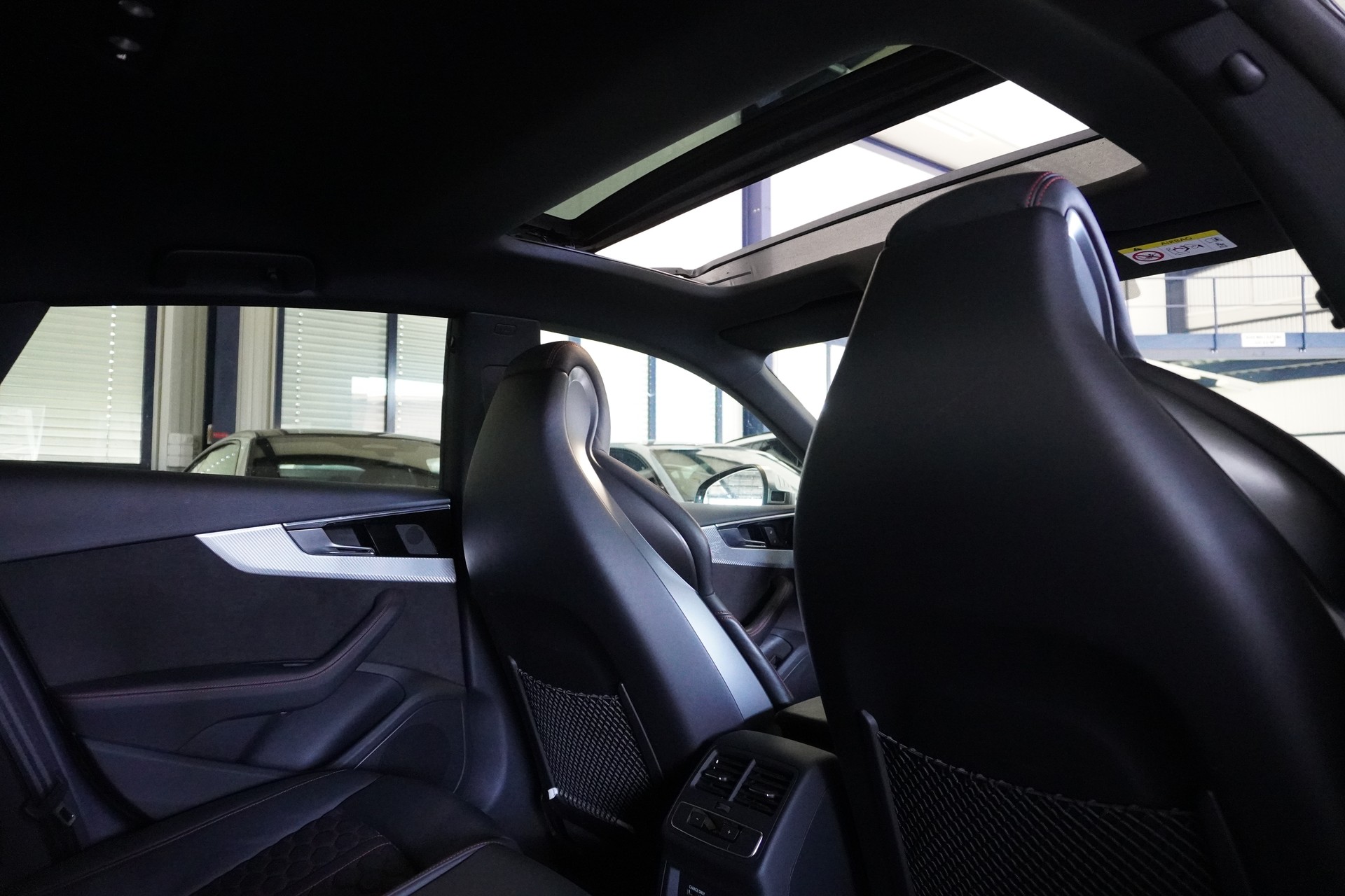 AUDI RS5 Sportback 2.9 TFSI quattro tiptronic-image-12
