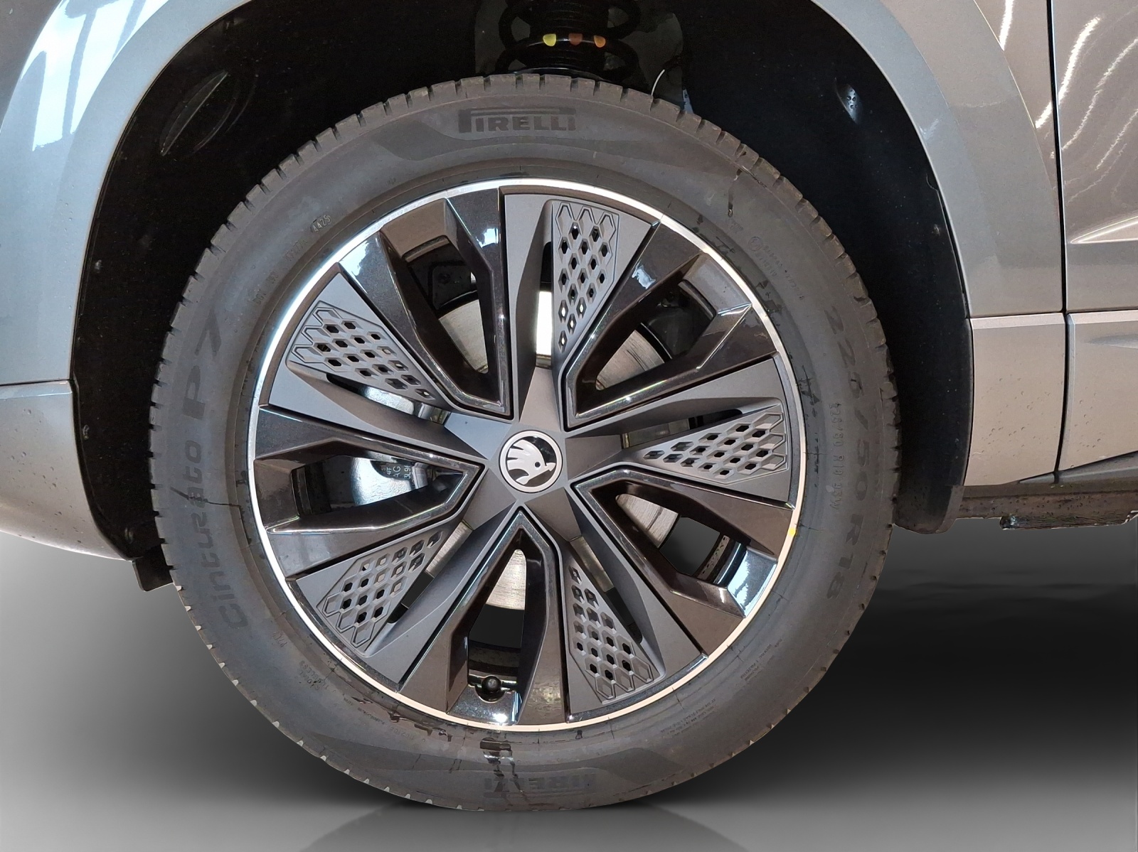 SKODA Karoq 2.0 TSI Dynamic Limited Edition 4x4 DSG-image-13