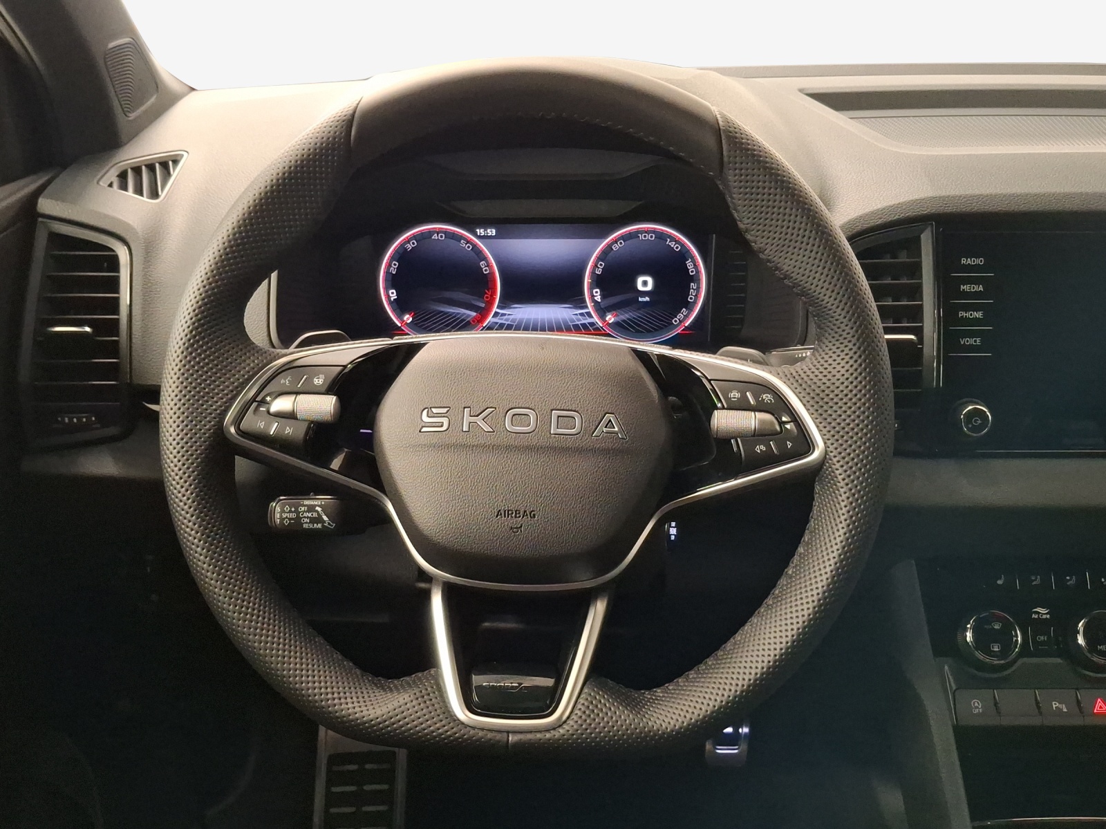SKODA Karoq 2.0 TSI Dynamic Limited Edition 4x4 DSG-image-9