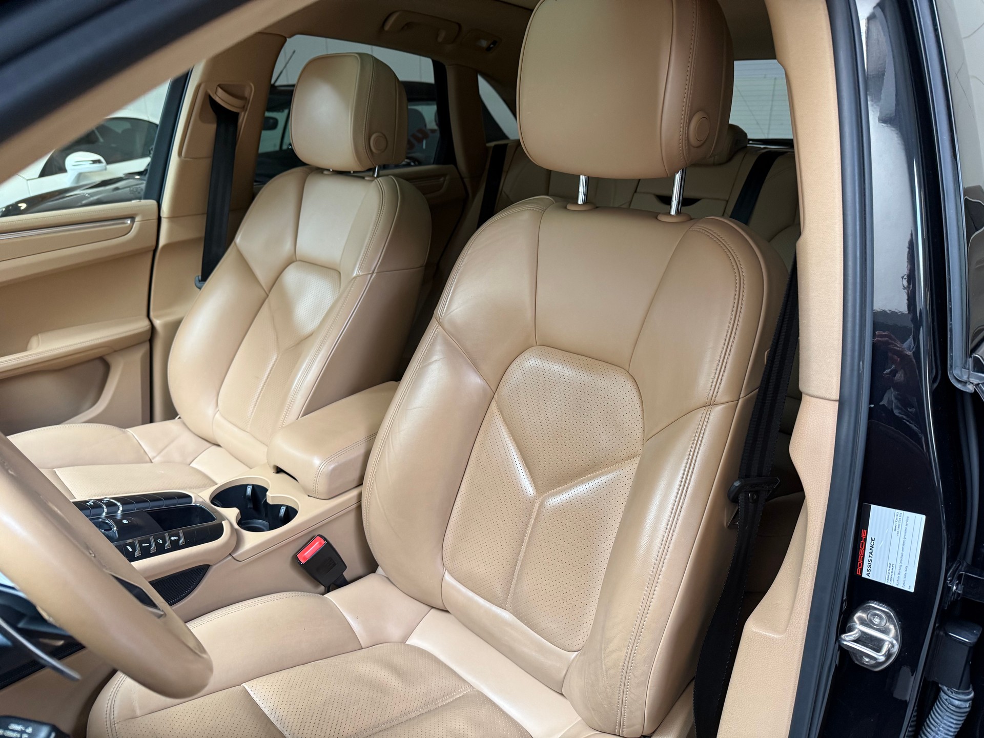 PORSCHE Macan S PDK-image-8