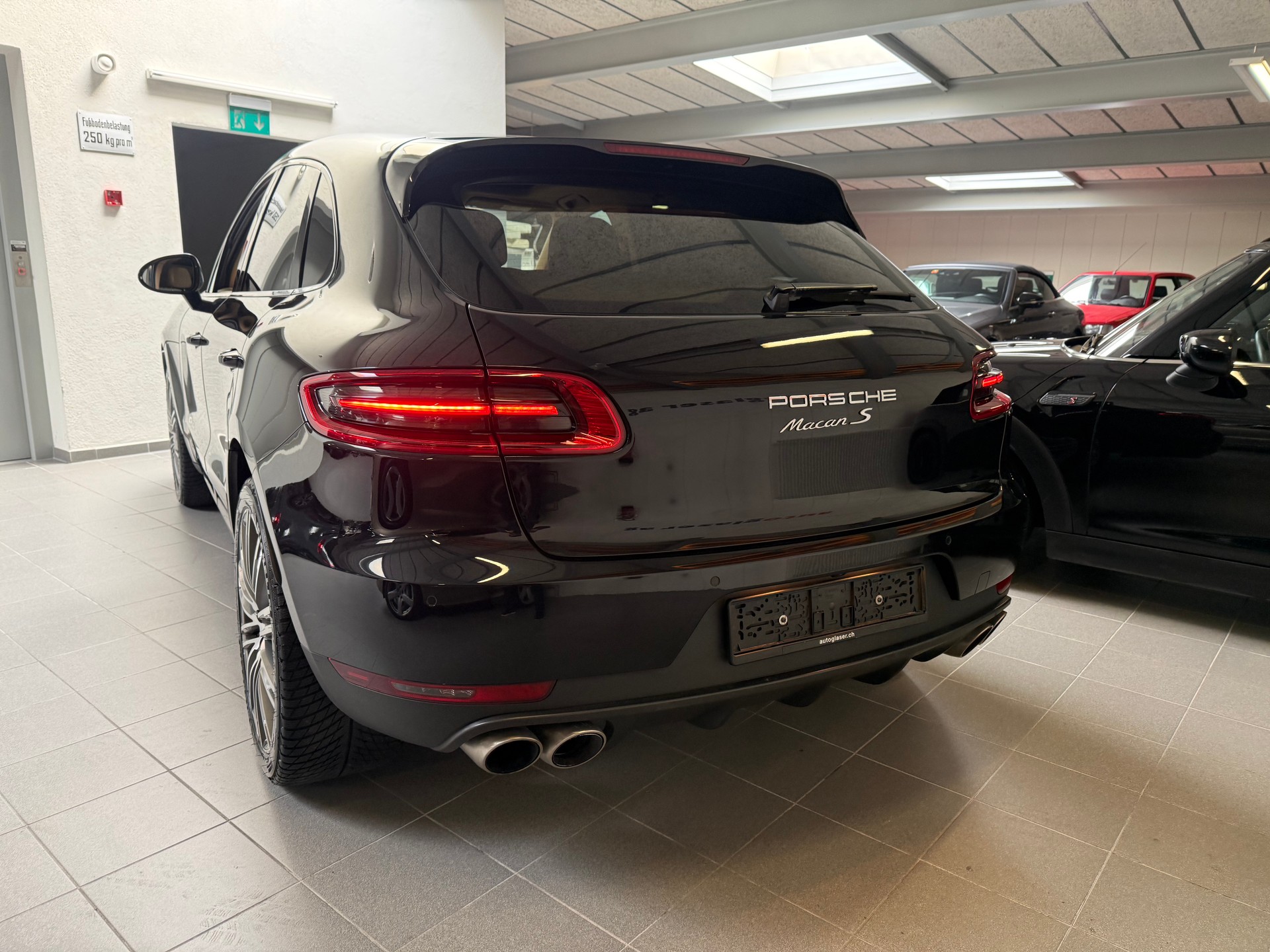 PORSCHE Macan S PDK-image-4