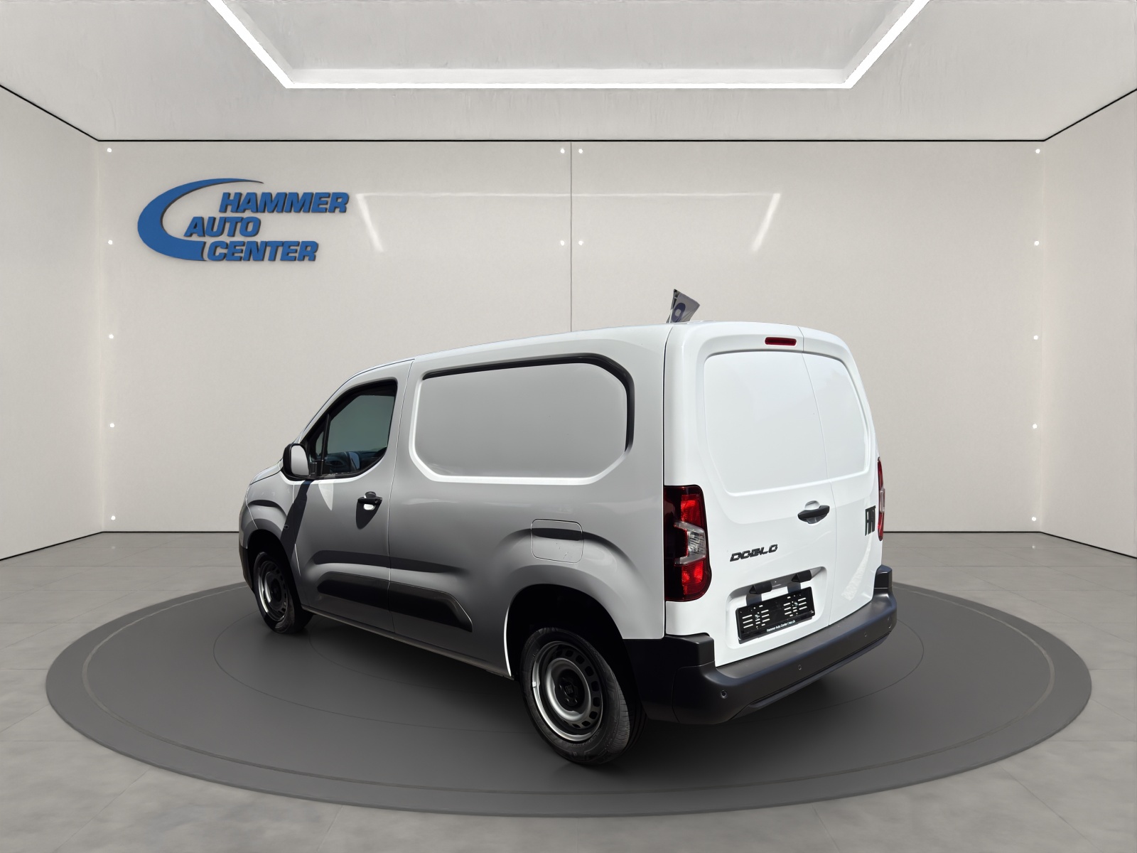 FIAT Doblo Kaw. L1 1.2 PureTech Easy Pro-image-2