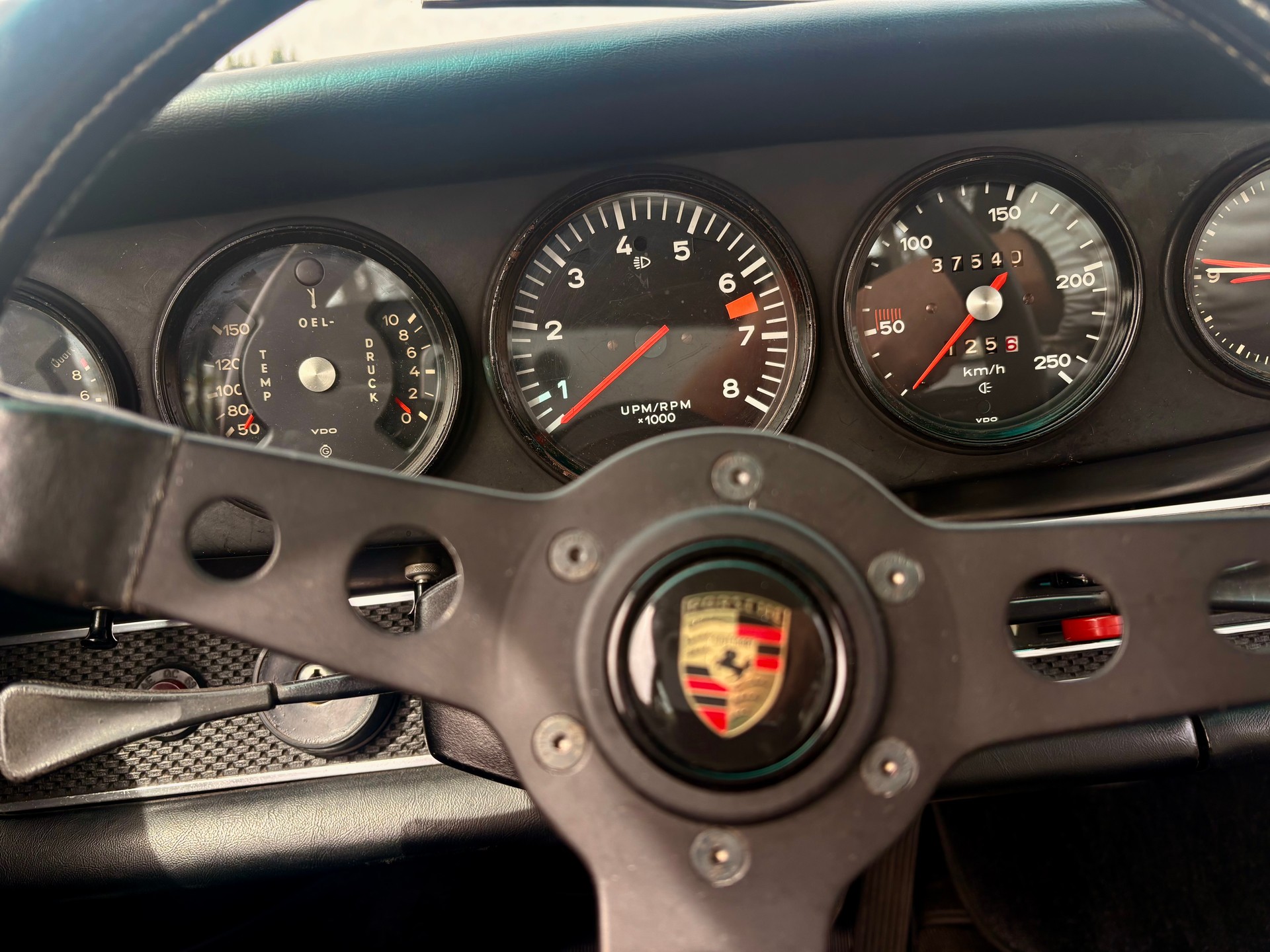 PORSCHE 911 E-image-2