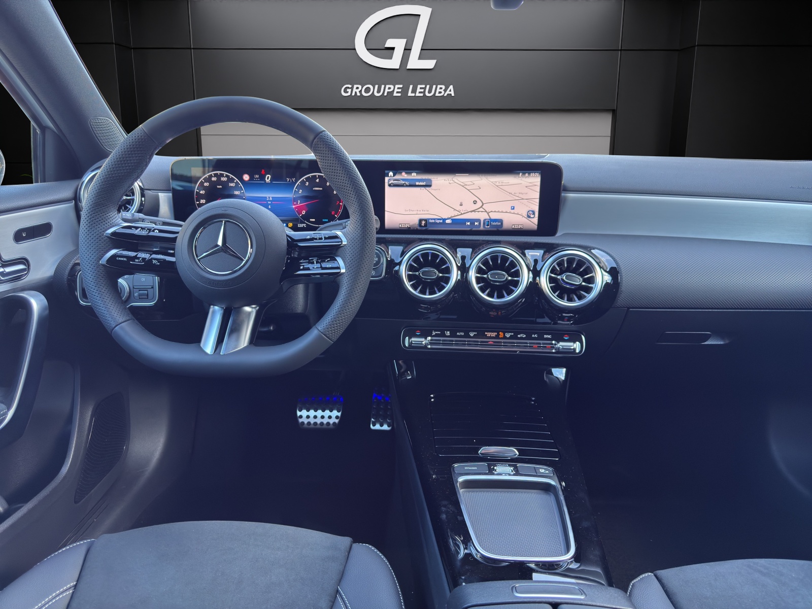 Image MERCEDES-BENZ A-220 A 220 4Matic 8G-DCT