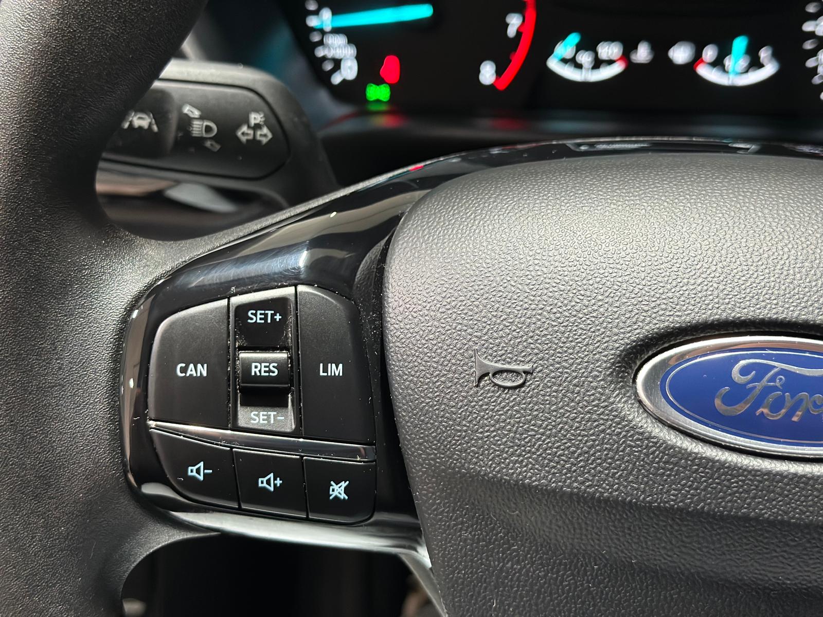 FORD Fiesta 1.0 SCTi Trend-image-11