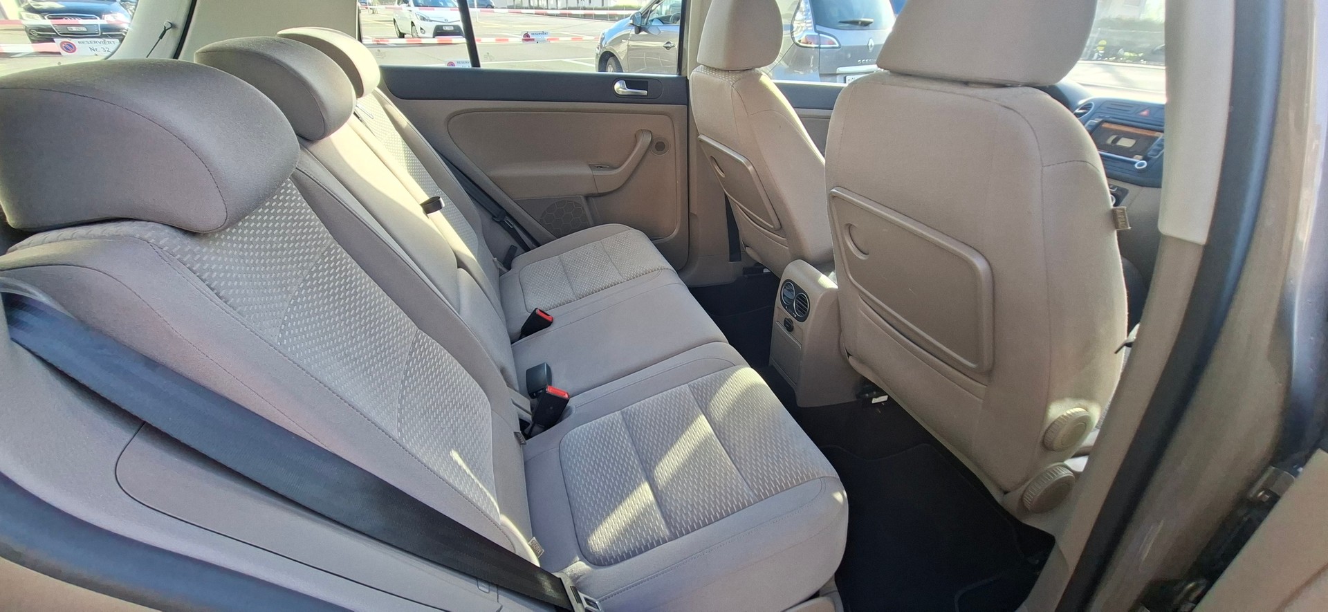 VW Golf Plus 1.4 TSI Team DSG-image-10