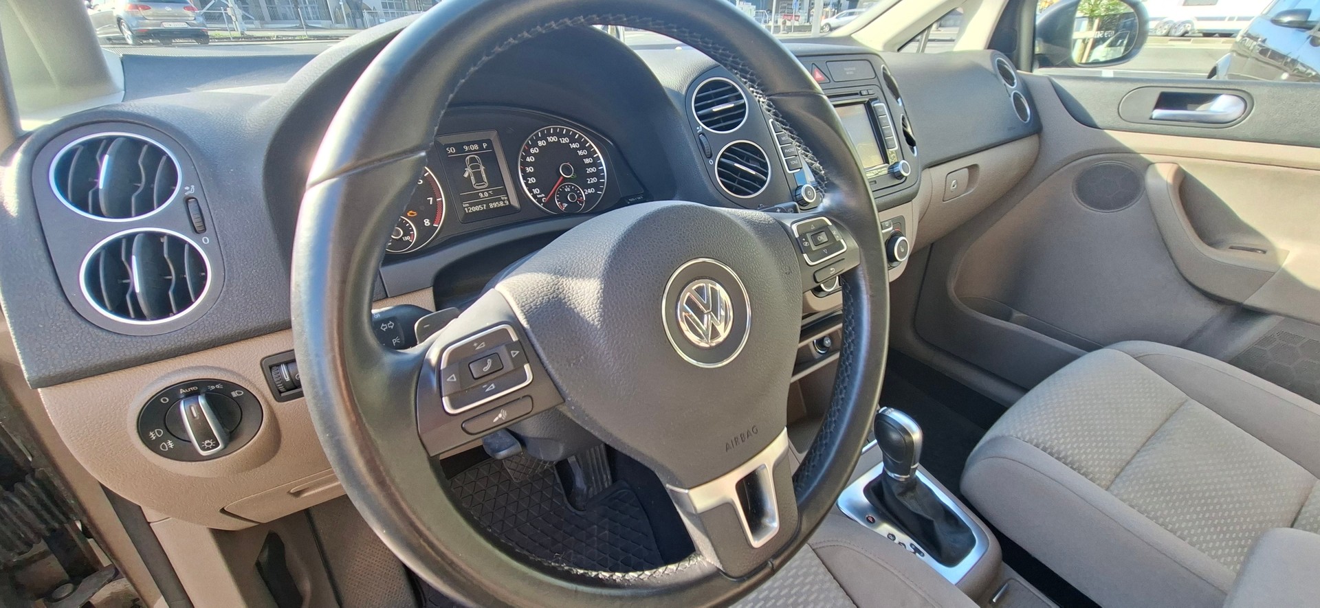 VW Golf Plus 1.4 TSI Team DSG-image-6