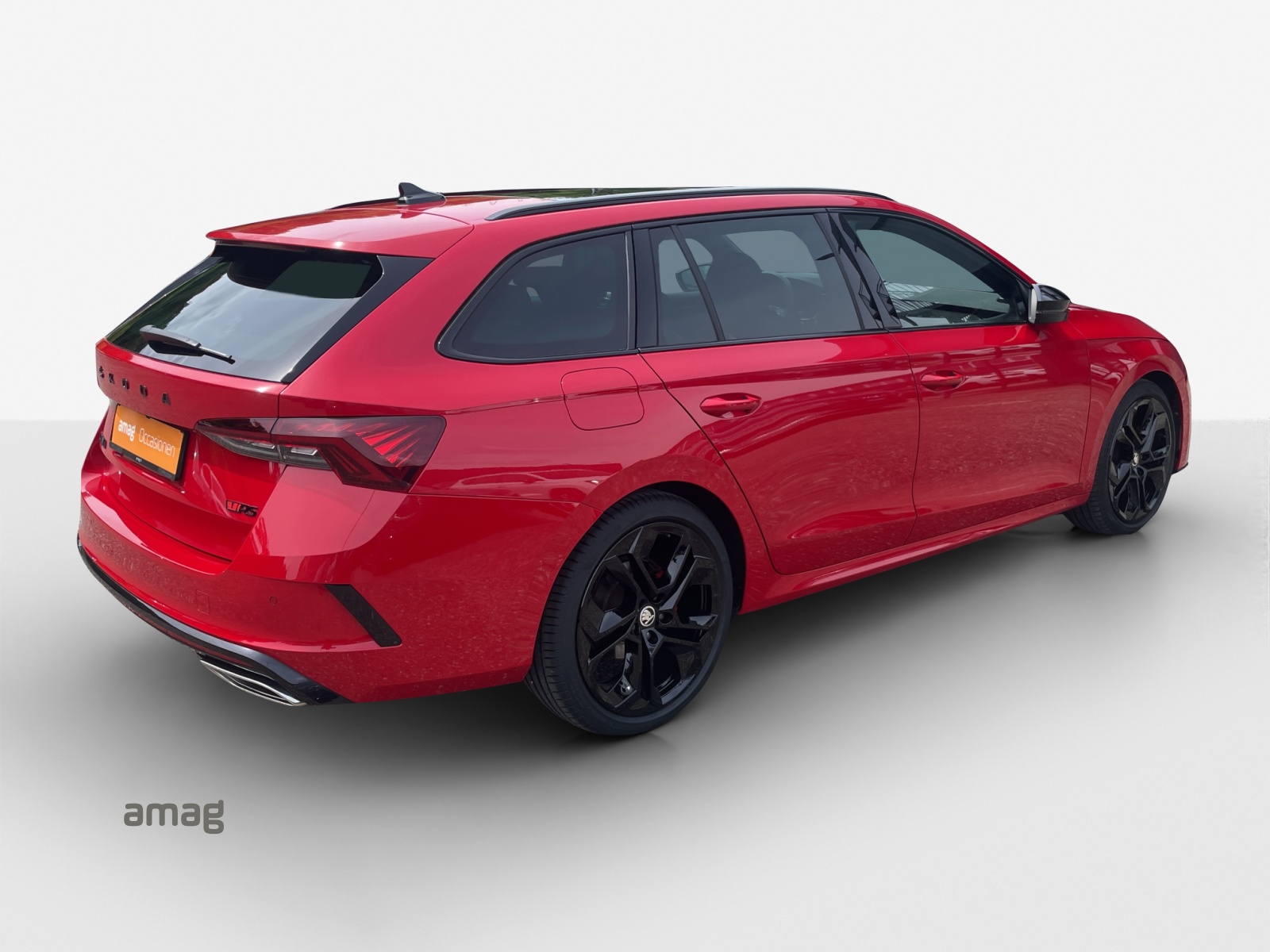 SKODA Octavia Combi 2.0 TDI DSG RS 4x4-image-4