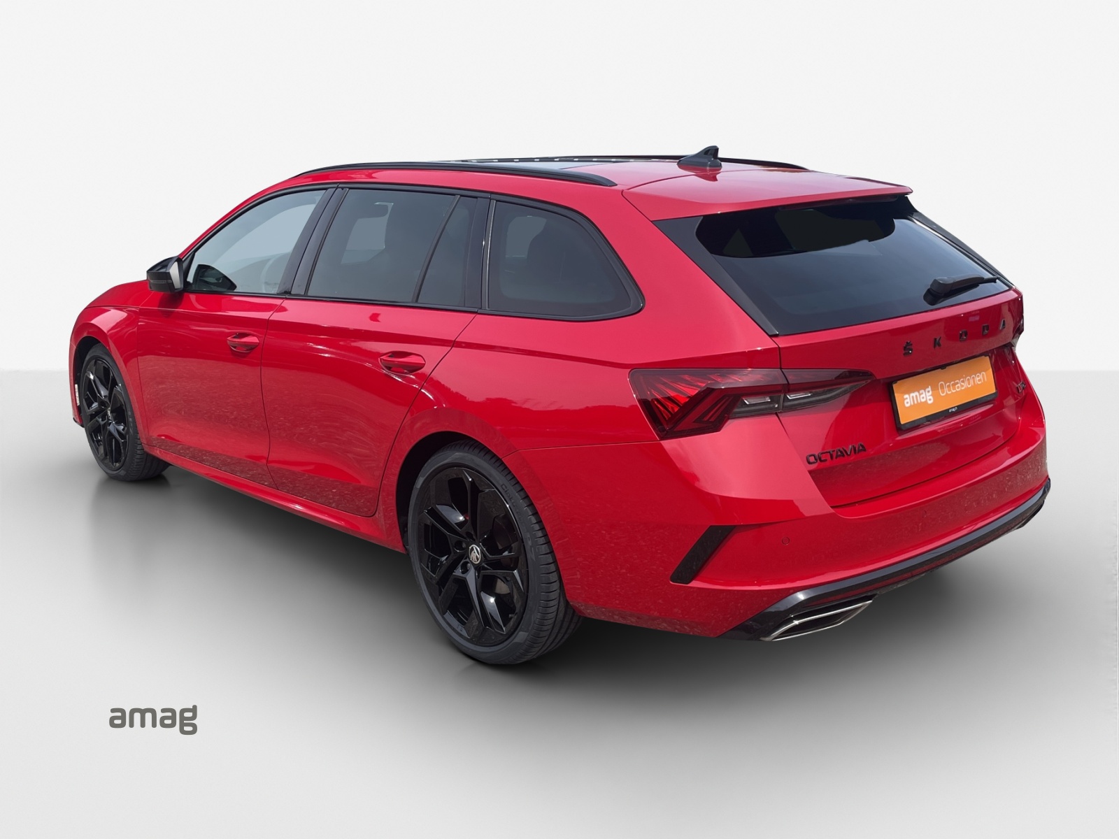 SKODA Octavia Combi 2.0 TDI DSG RS 4x4-image-2