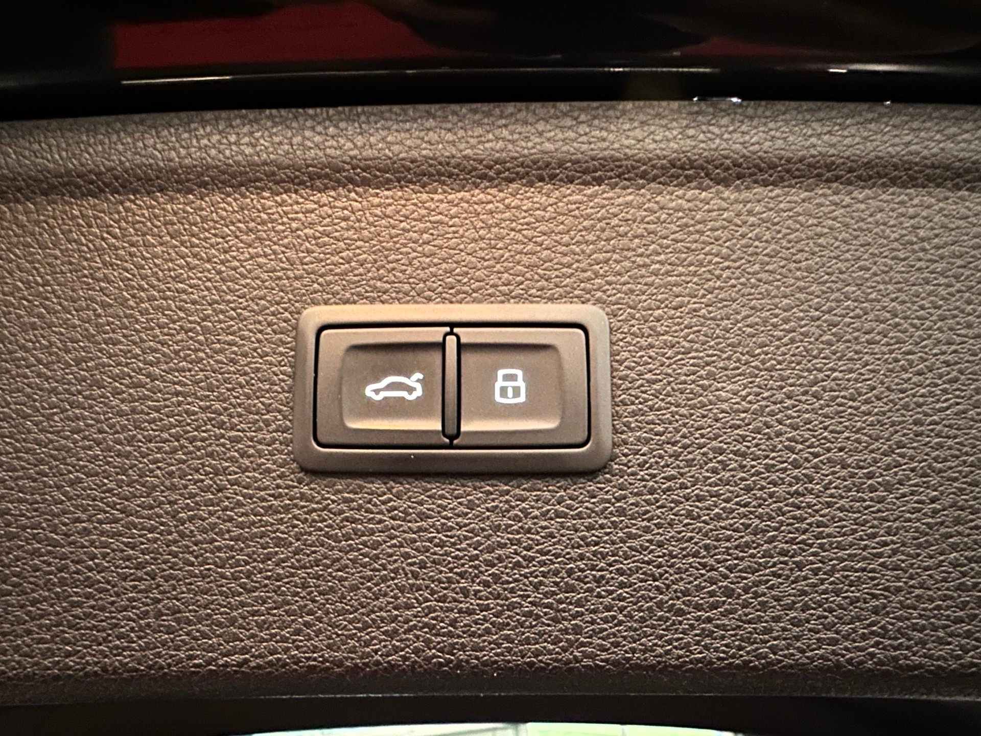 AUDI SQ5 TDI quattro tiptronic-image-17
