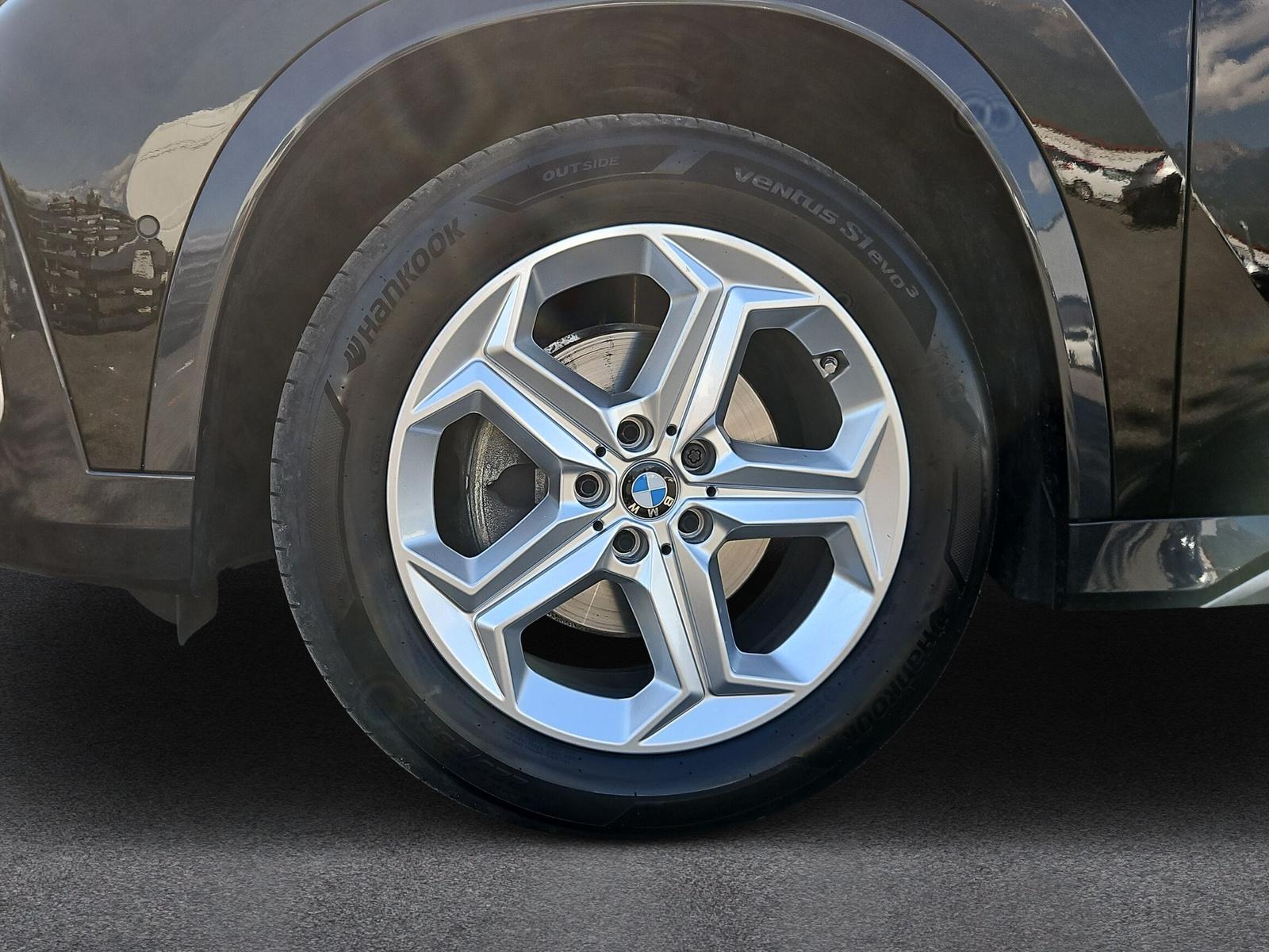 BMW X1 20d xDrive X-line (CH)-image-8