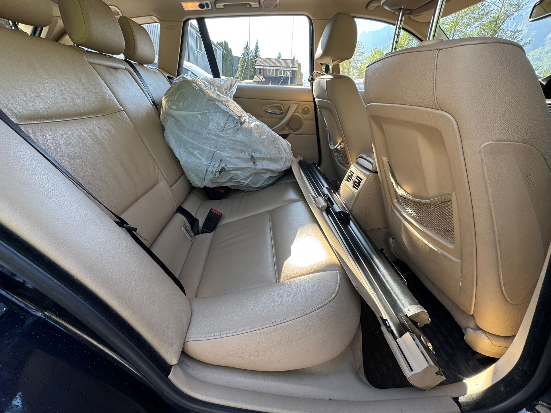 BMW 335xi Touring Steptronic-image-9