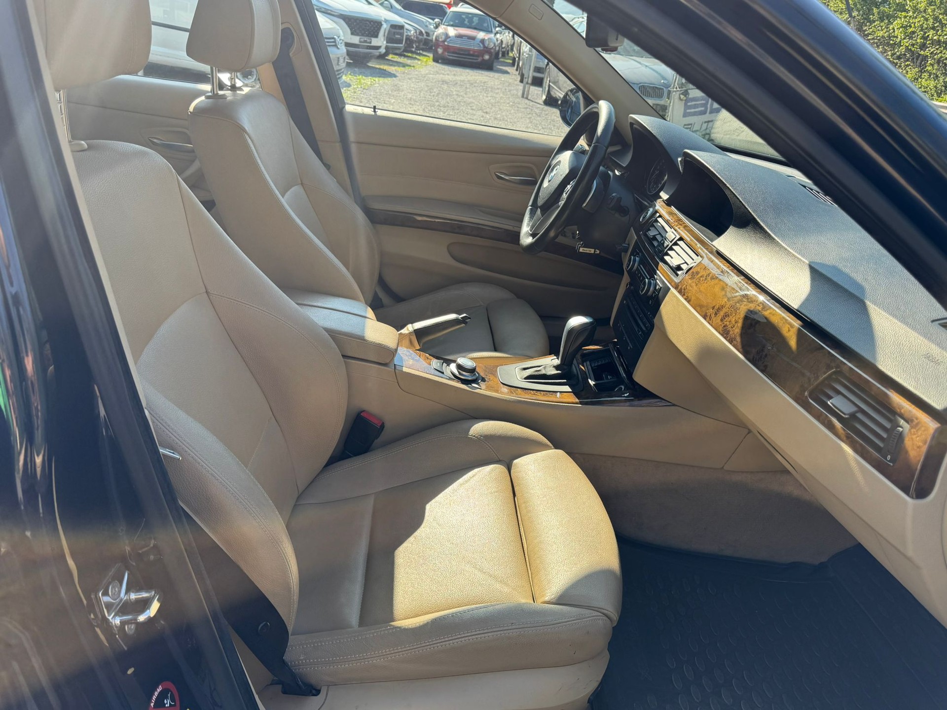 BMW 335xi Touring Steptronic-image-14